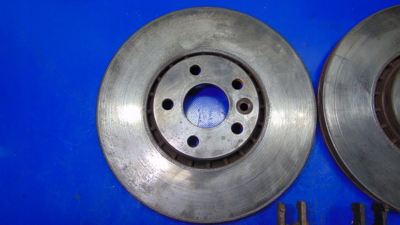 TRACZE brake front 2.4 D5 VOLVO XC60 and 08-17