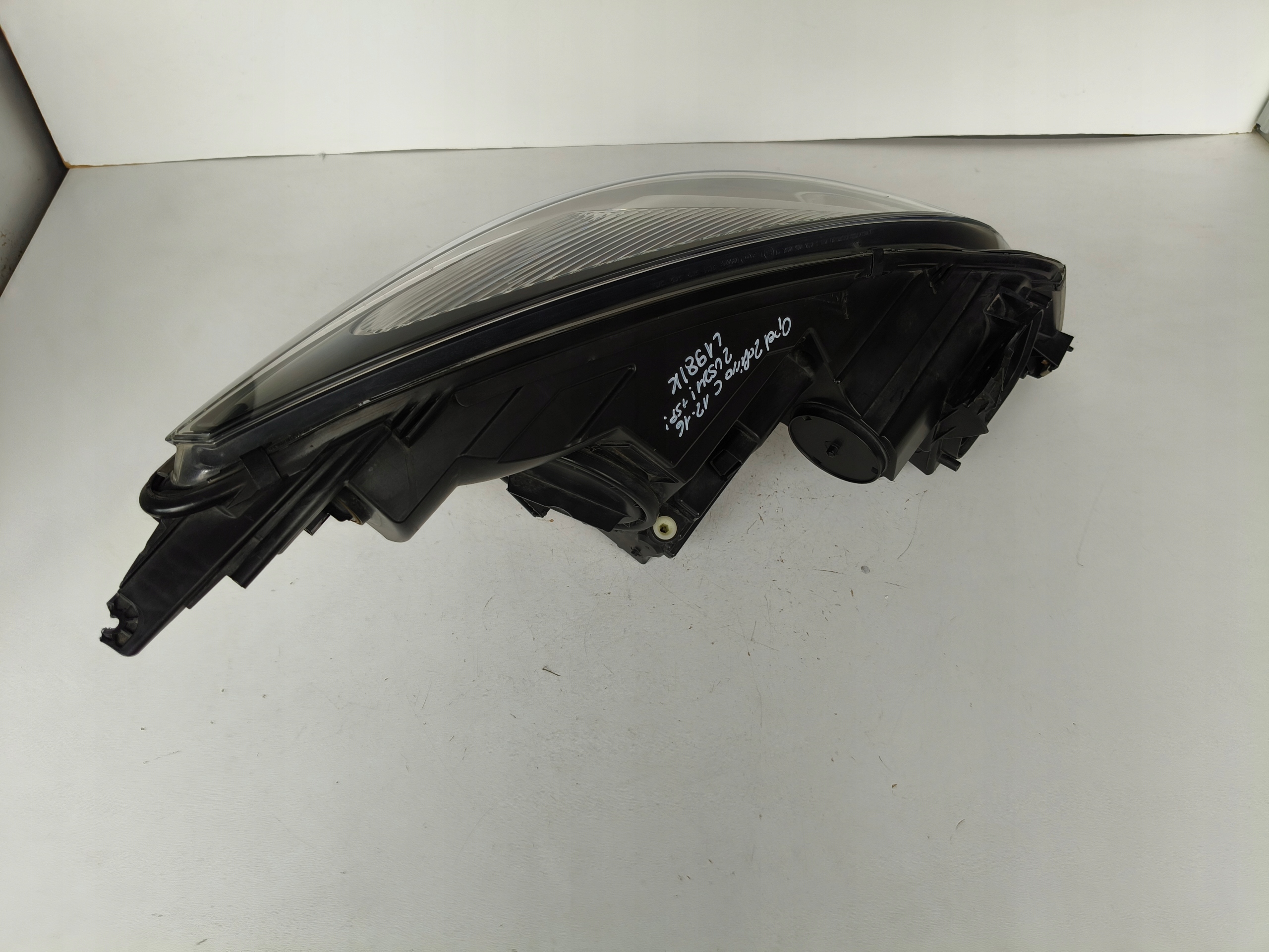 light left REFLEKTOR OPEL ZAFIRA C 12-16