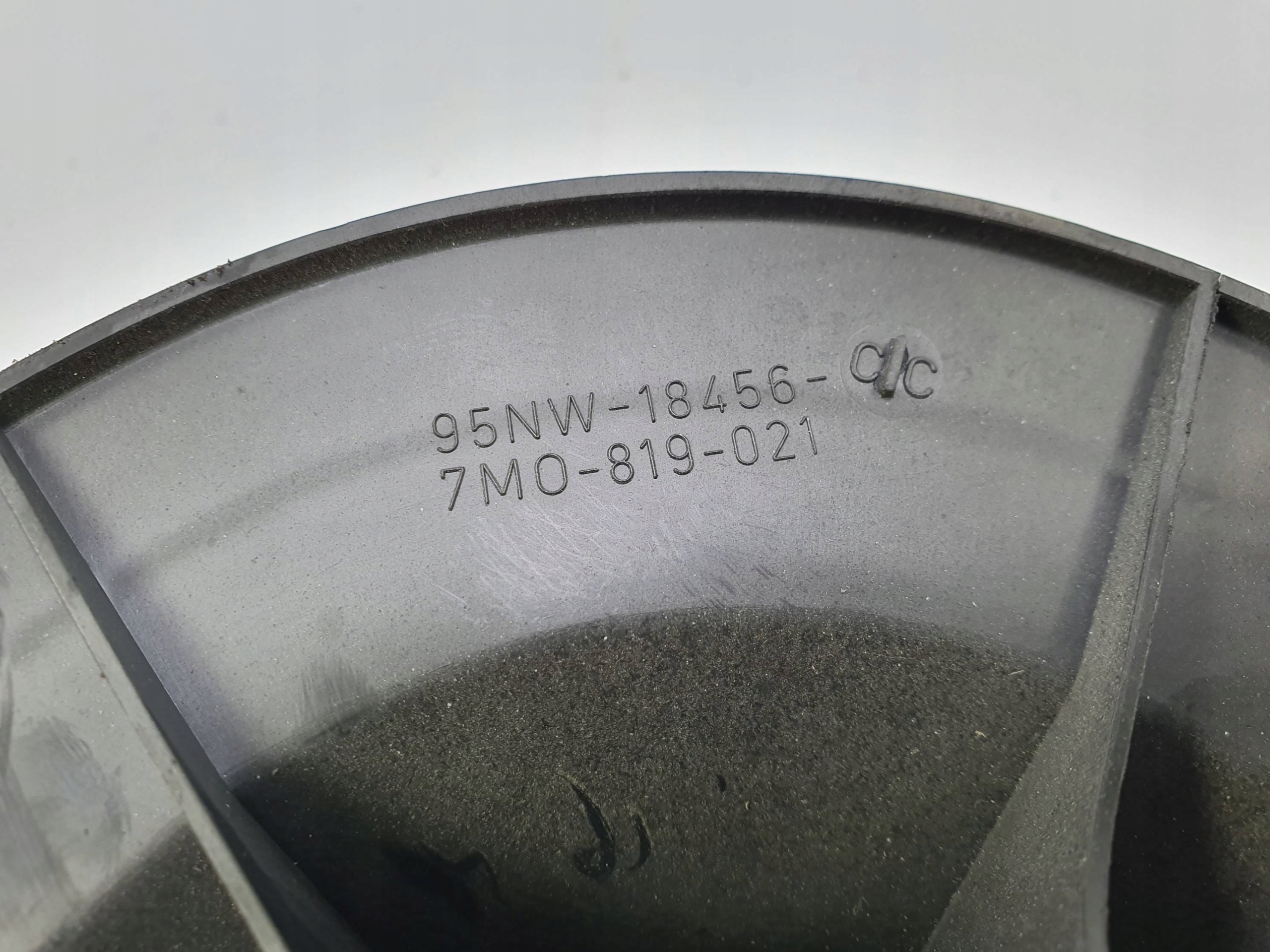 ventilator kabinski 7M0819021 SEAT ALHAMBRA i