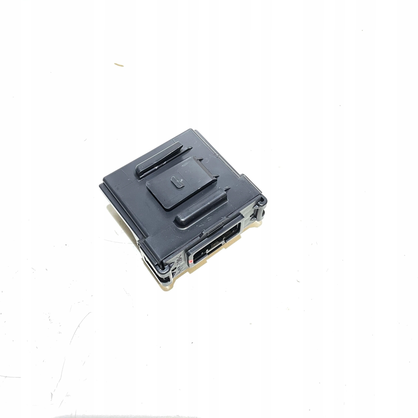 RENAULT TALISMAN LIFT MODULE CONTROL UNIT 284E79599R