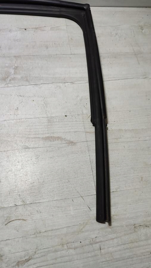 gasket windows door right rear part Mazda 2 DJ lift