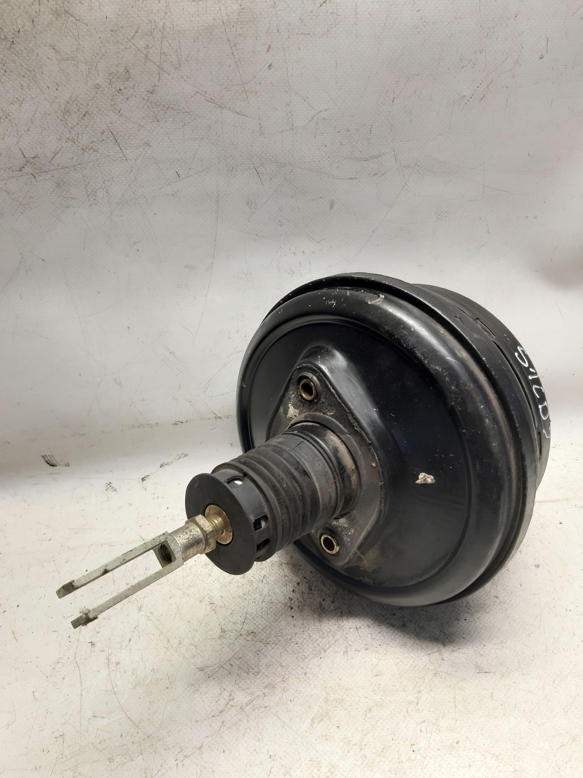 servo AUDI A8 D2 4.2 V8