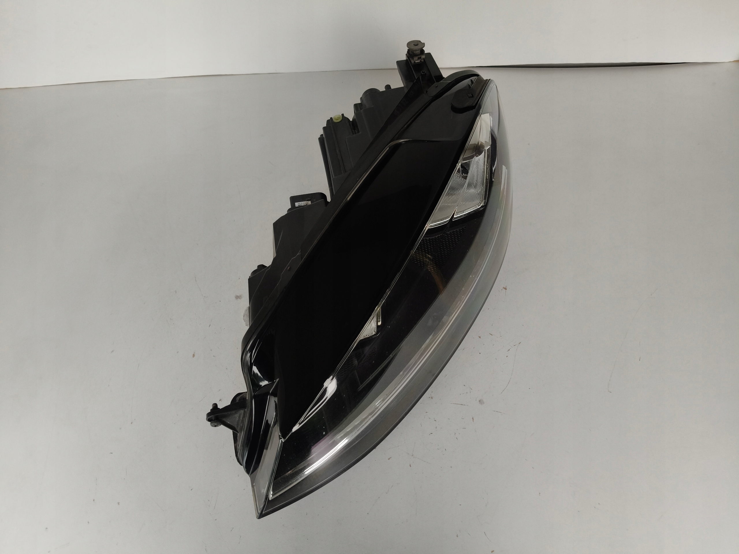 light left REFLEKTOR OPEL ASTRA VI L 22- FULL LED