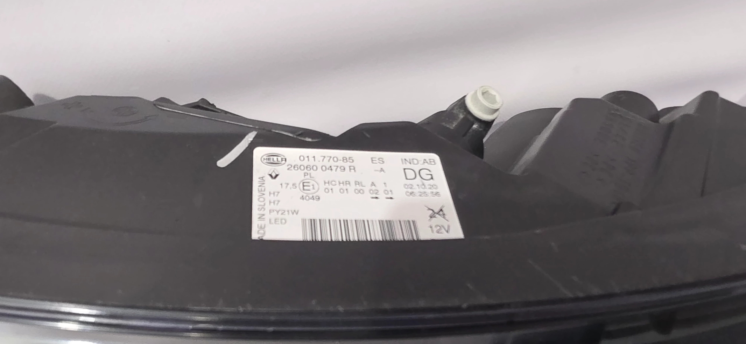light left front LED RENAULT KADJAR original EUROPA 260600479R