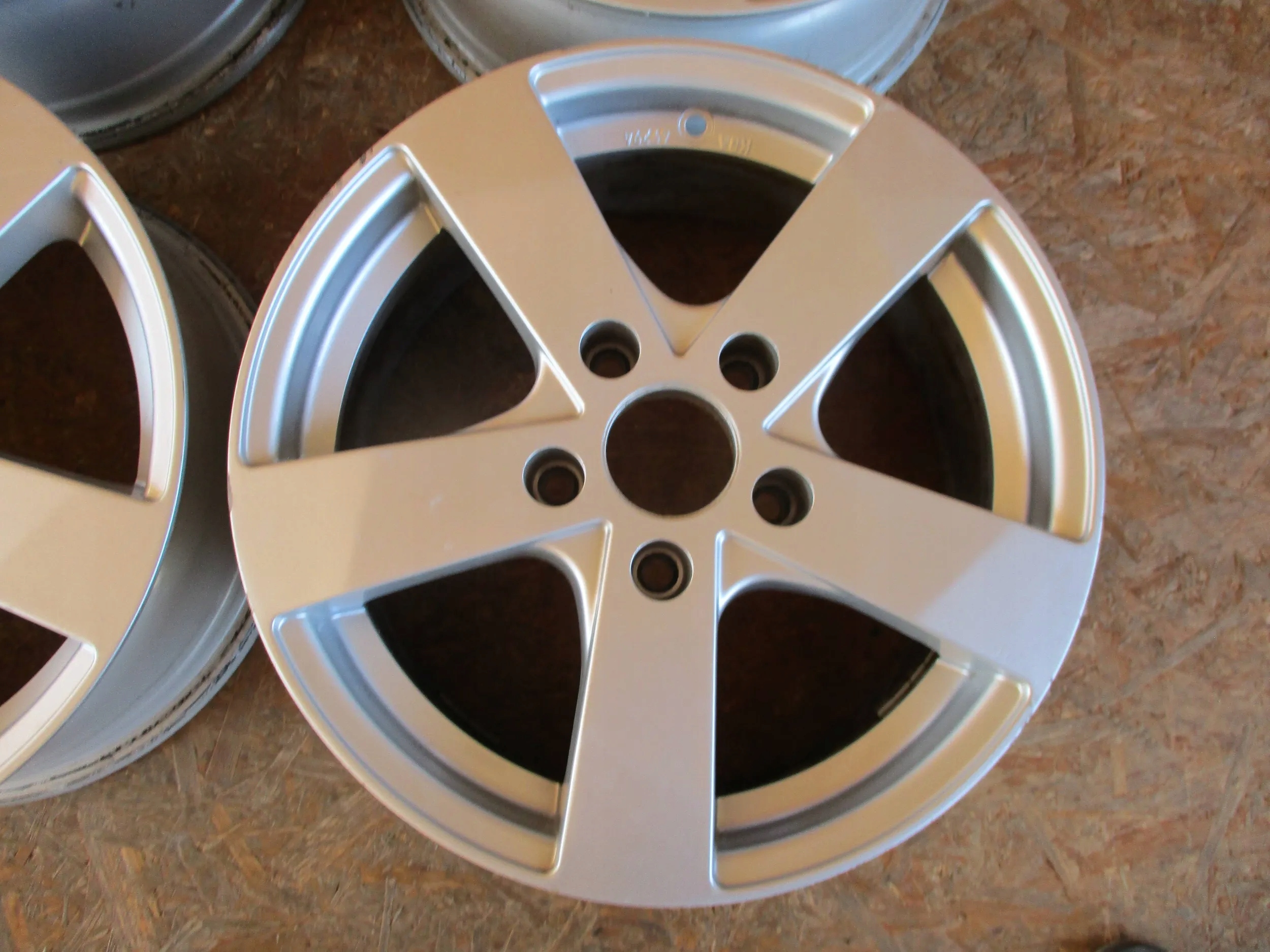 4X disc aluminium BMW 3 E90 7Jx16 ET43 5x120