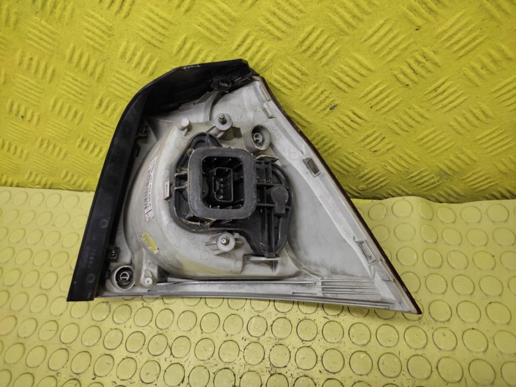 VW GOLF V light left rear part 1K6945095G
