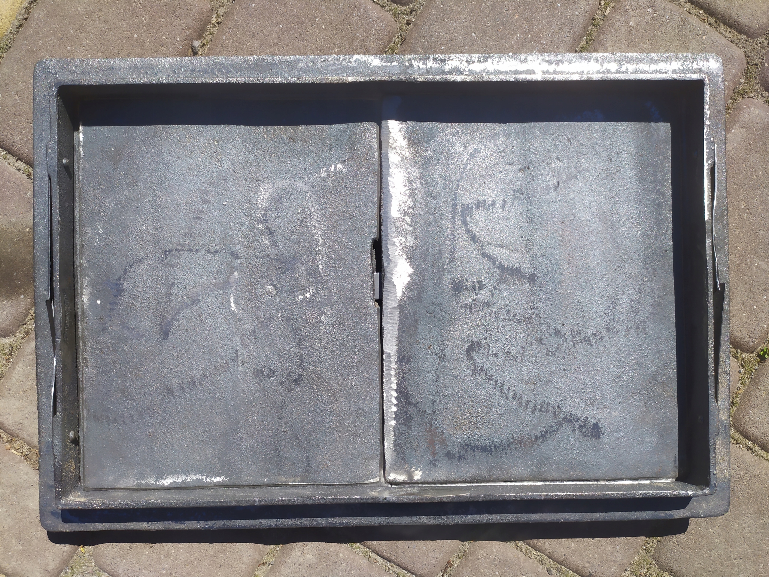 DRZWICZKI ŻELIWNE DO PIECA WEDZARNI 48x32,5CM Marka inna