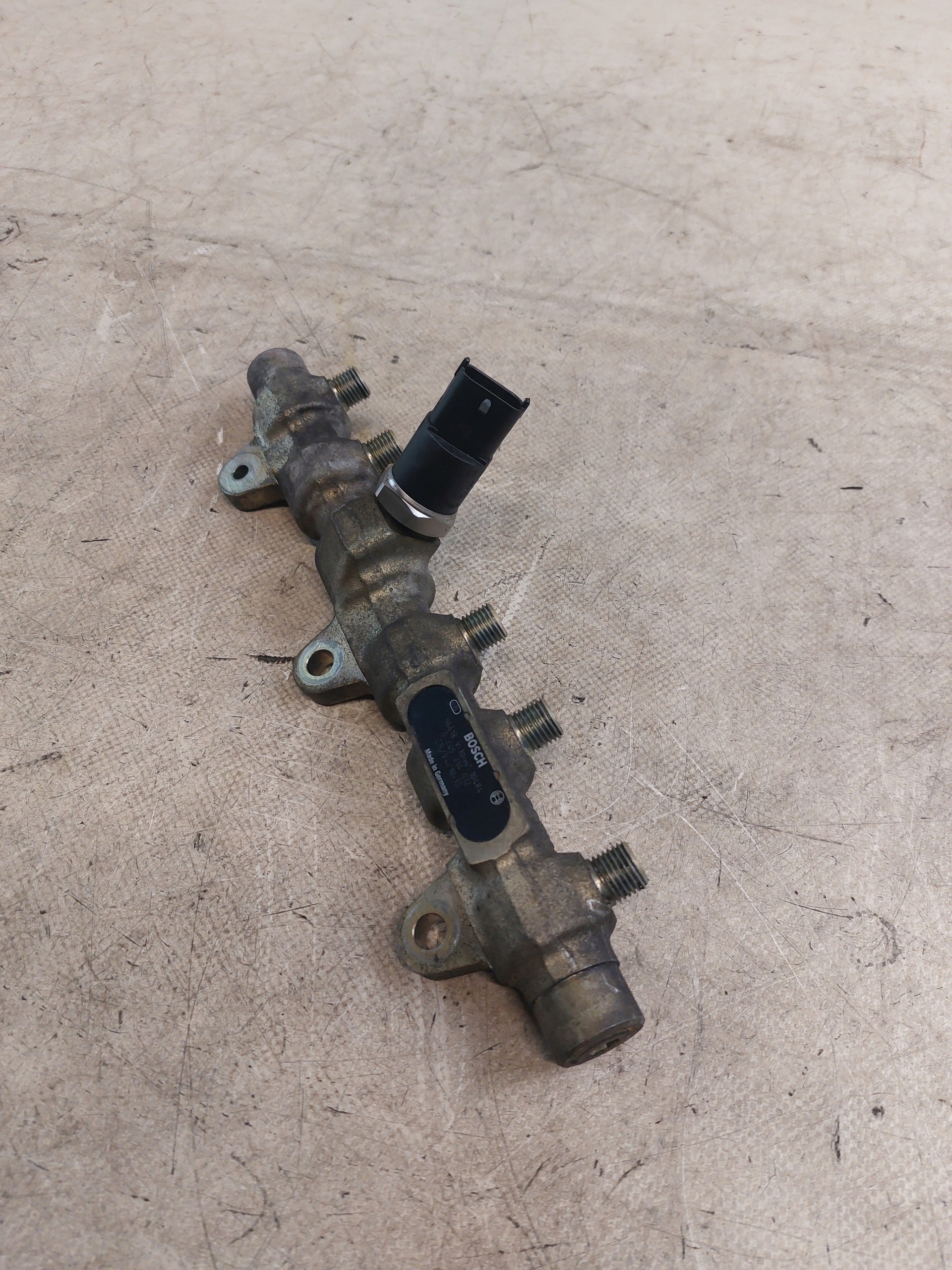 Rampe injection ALFA ROMEO 156 1.9JTD