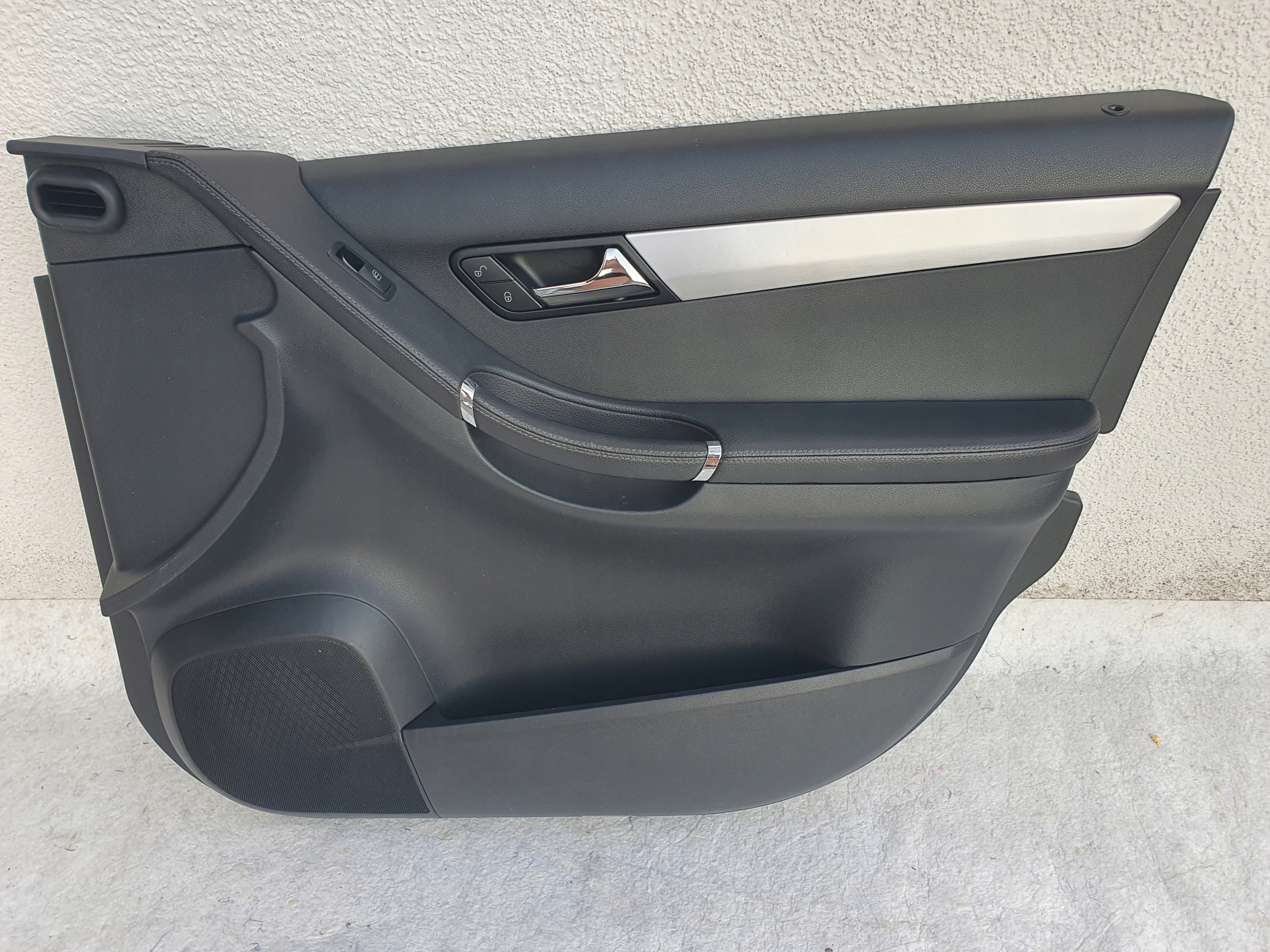 MERCEDES R Class W251 обивка двери