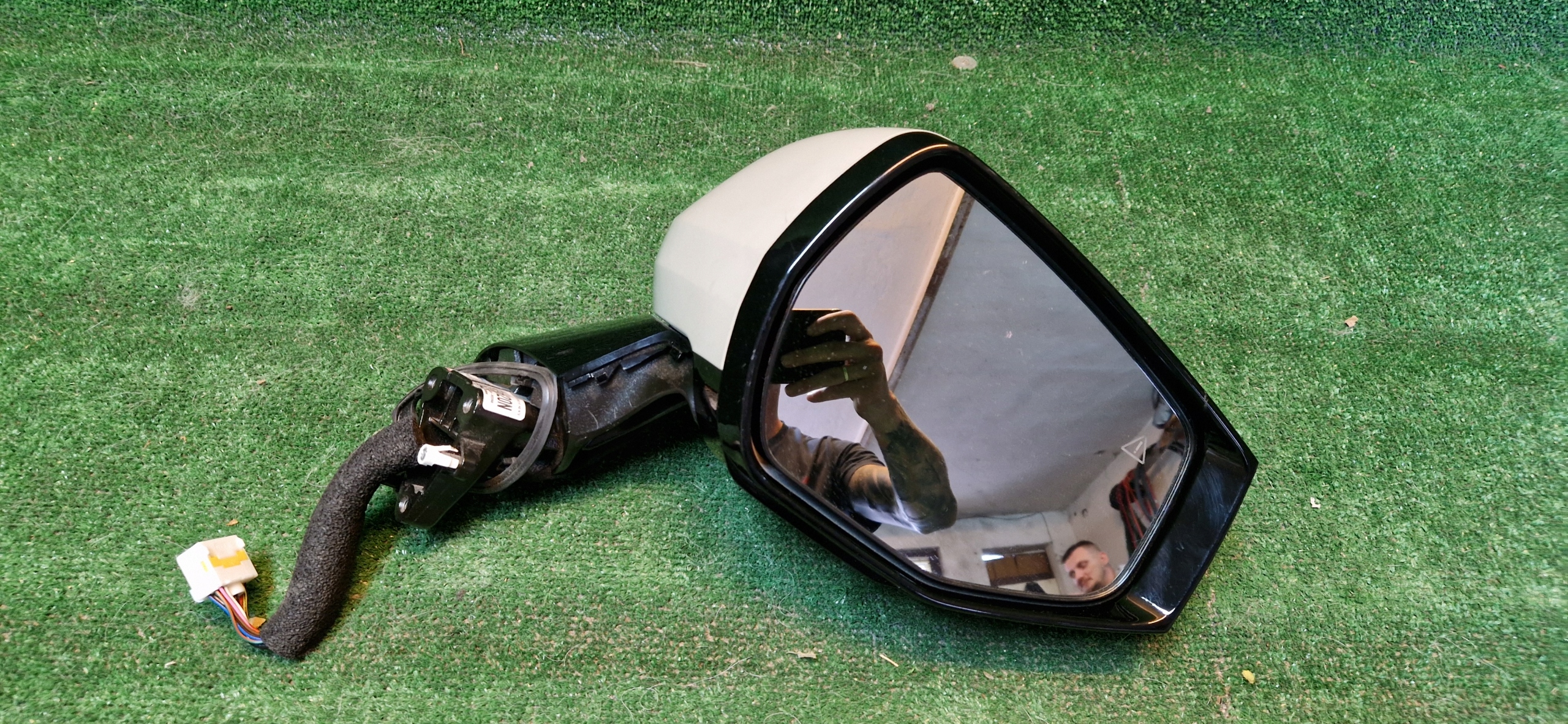 зеркало правое kia SPORTAGE 5 V 10PIN