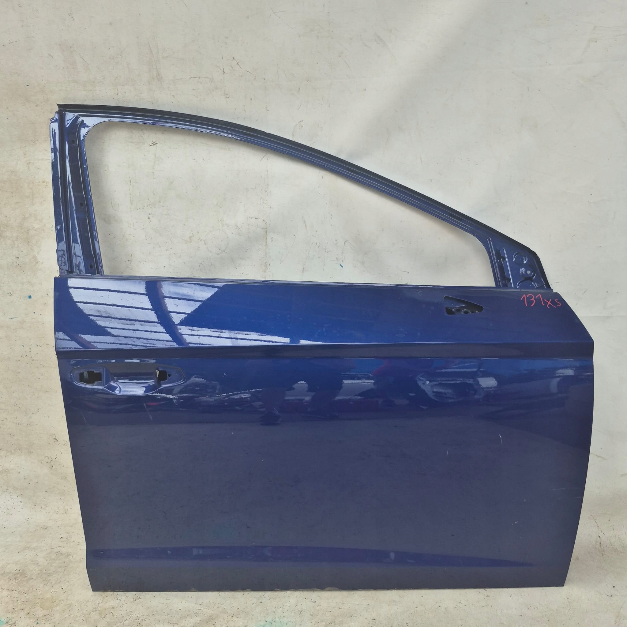 SEAT LEON III 3 5F 12- door right front front