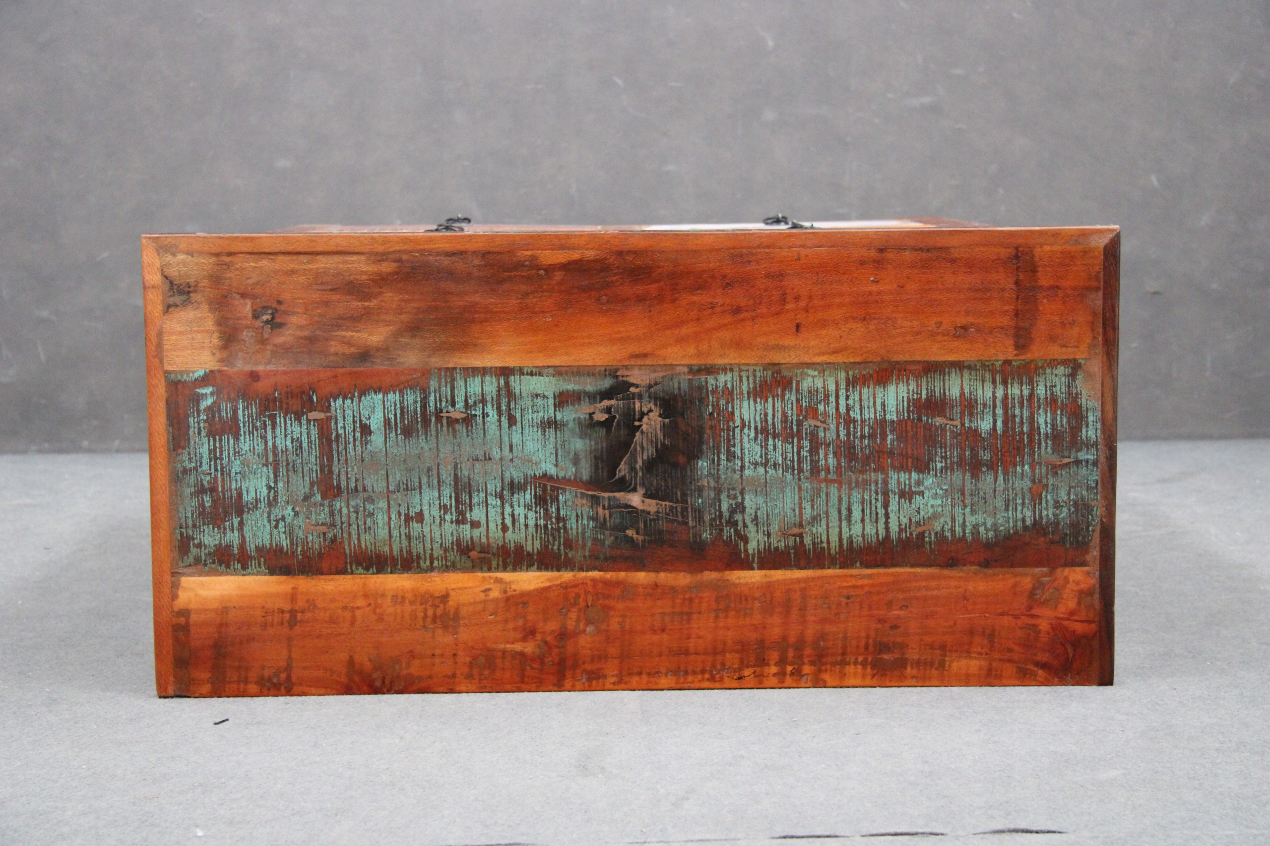 Komoda Drewniana Szafka Lite Drewno Kolorowa AVADI Kolekcja BGM s.c. AVADI RECYCLING