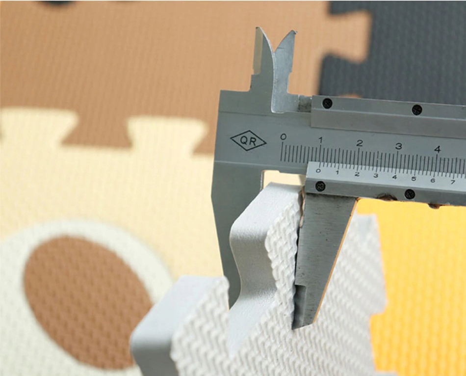 DUŻA MATA PIANKOWA KOJEC PUZZLE XXL 114x114 cm Liczba elementów 25