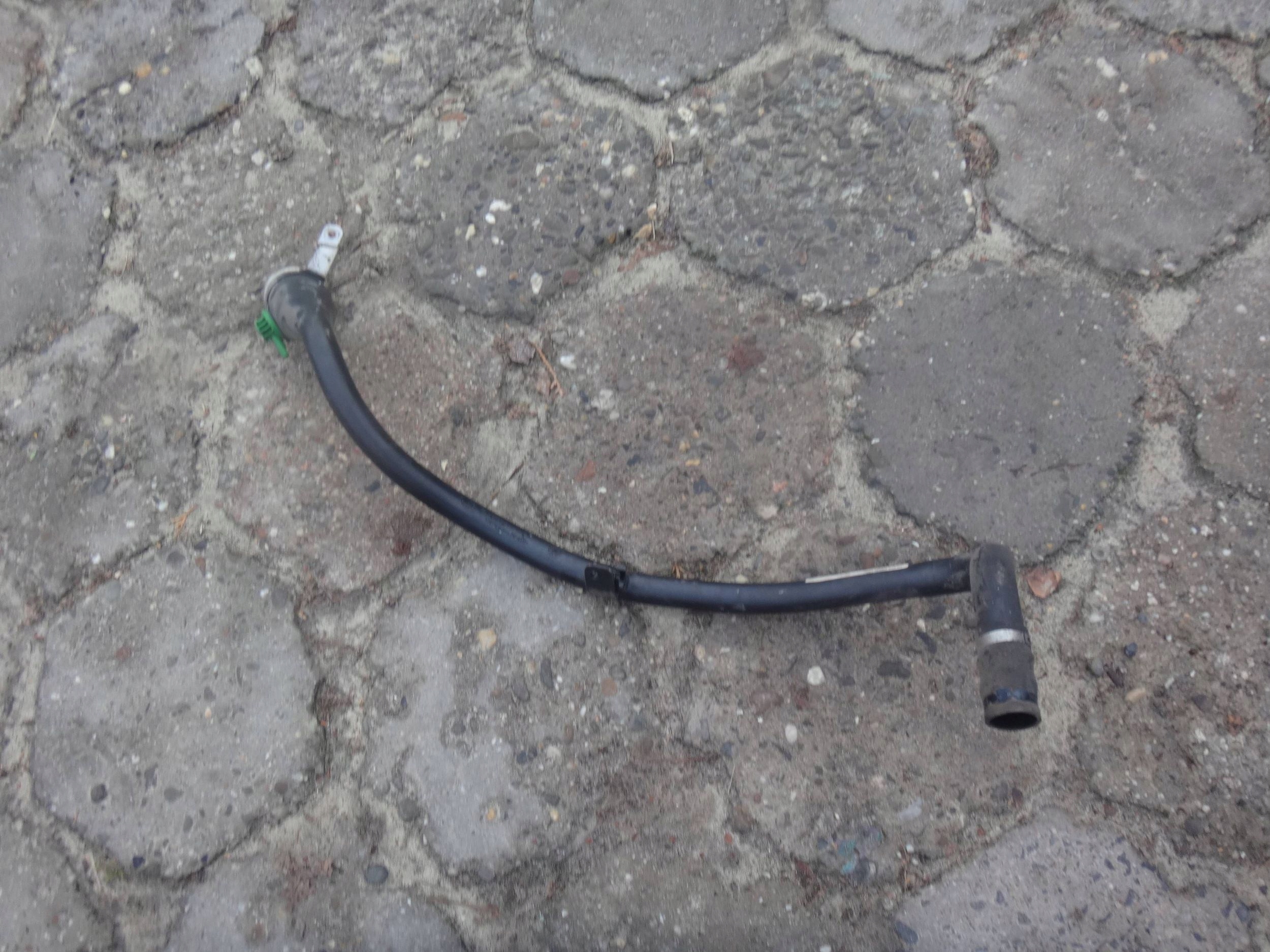 PRZEWÓD RURA WLEWU WLEW PALIWA BMW 5 GT F07 3.0 D N57 DIESEL