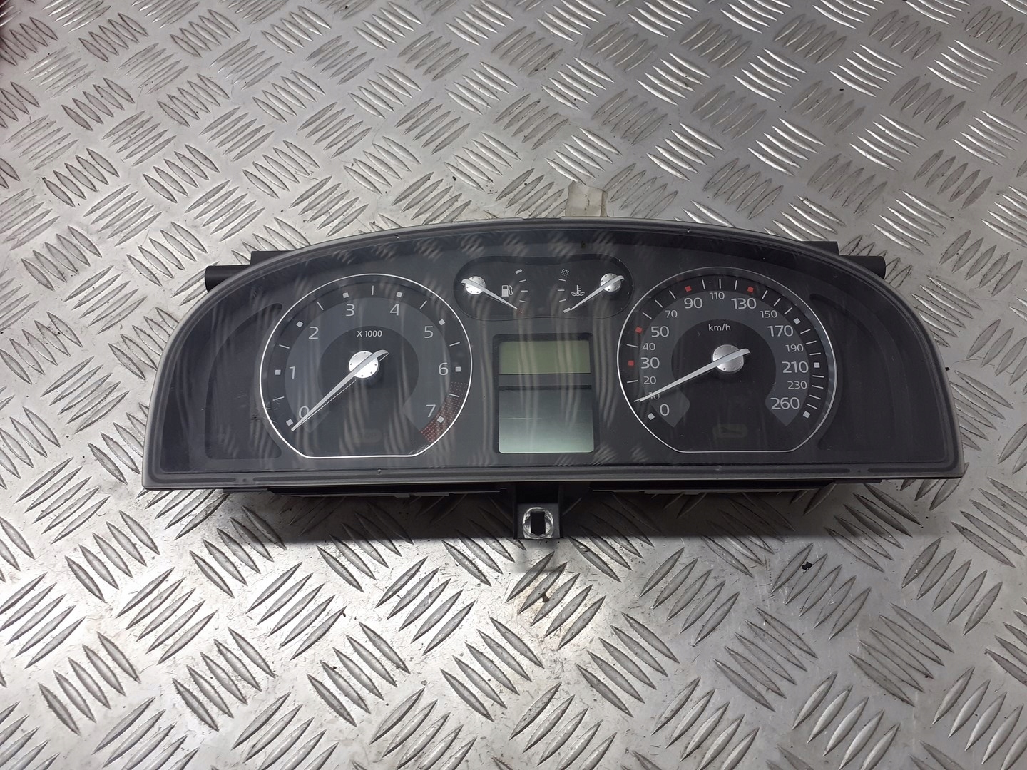 спидометр часы renault LAGUNA II 1.8 8200291327