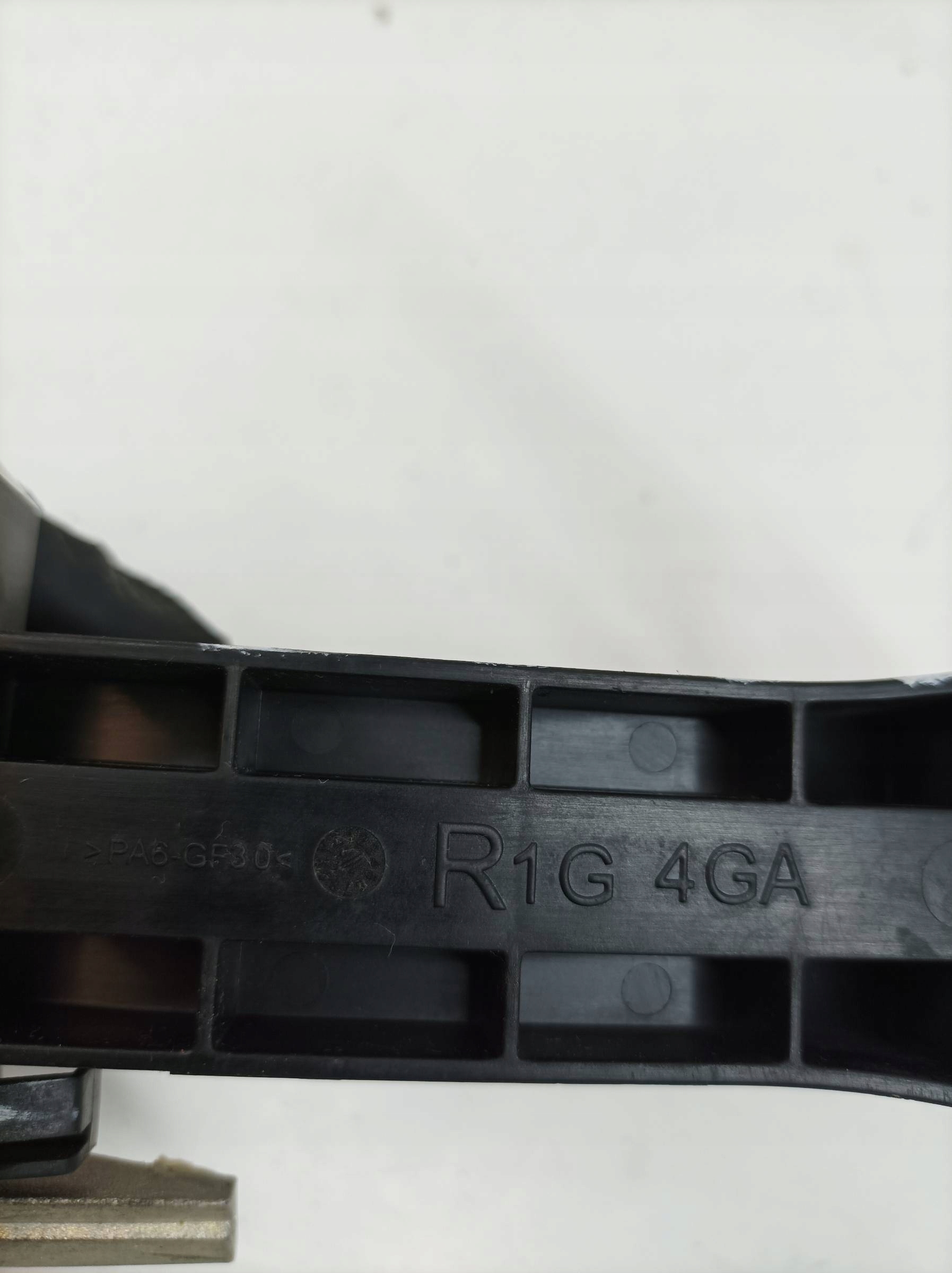 handle exterior right front KEYLESS R1G4GA Infiniti Q50 and (2013- )