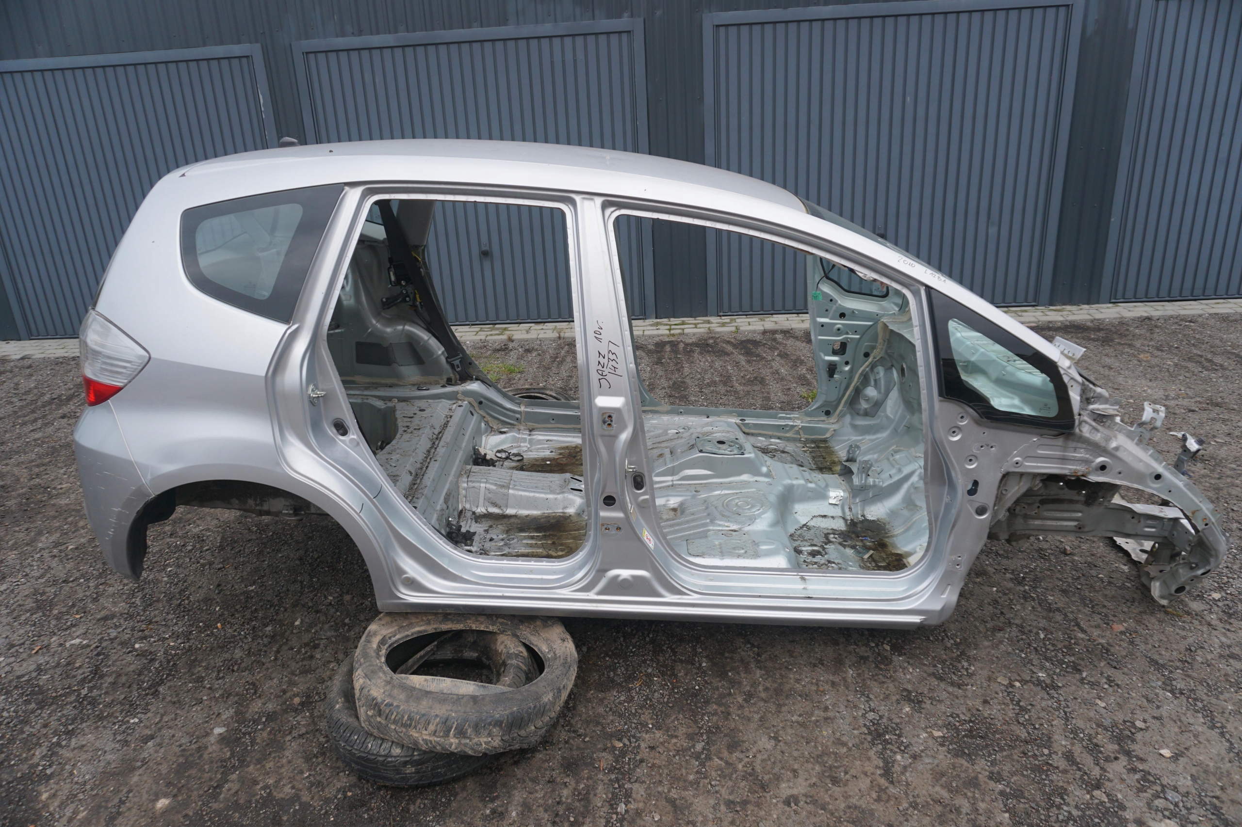 HONDA JAZZ III ПОРІГ СТІЙКА ПРАВИЙ NH700M4631tf0g00zz