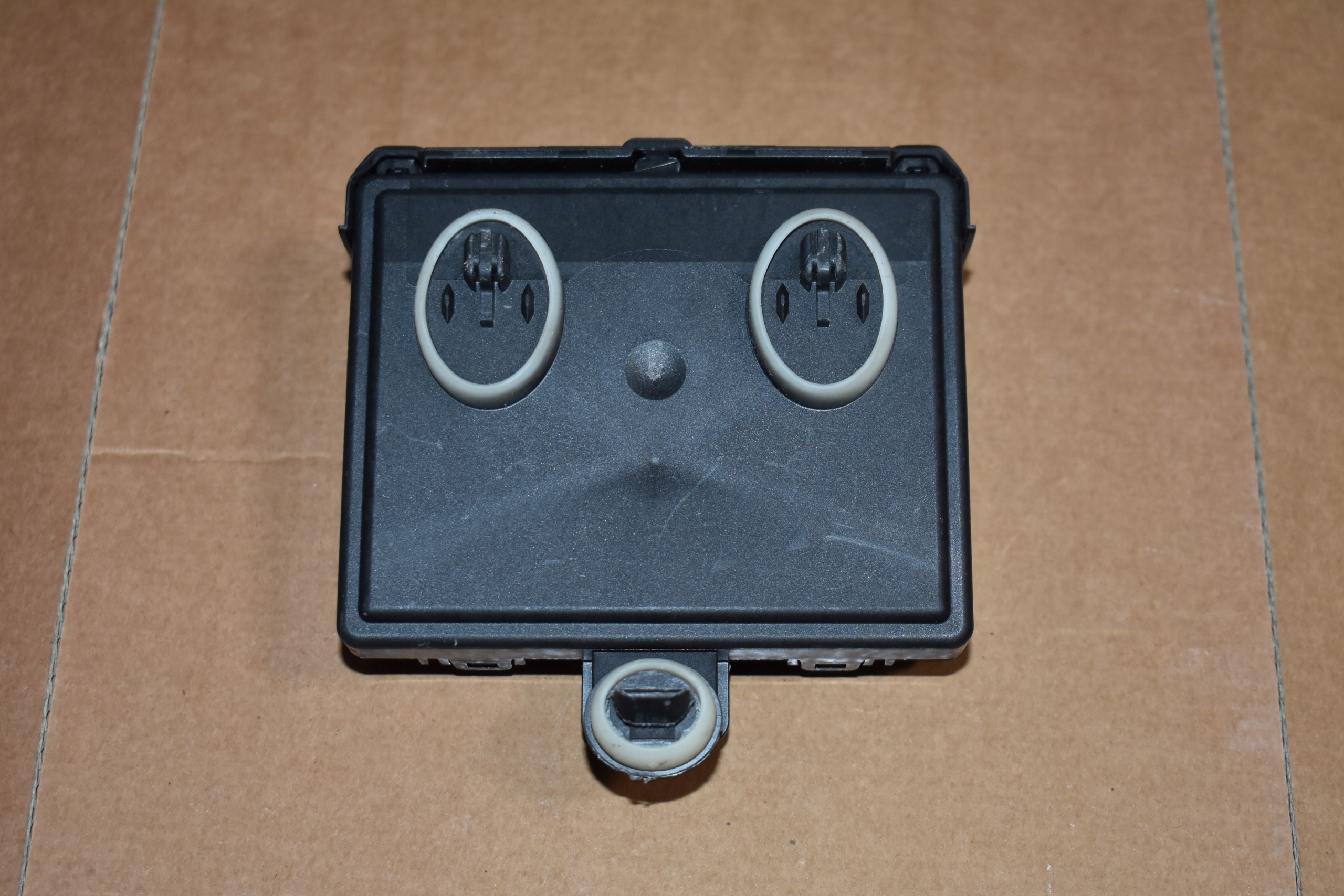 IDEALNY module door AUDI A5 B10 1