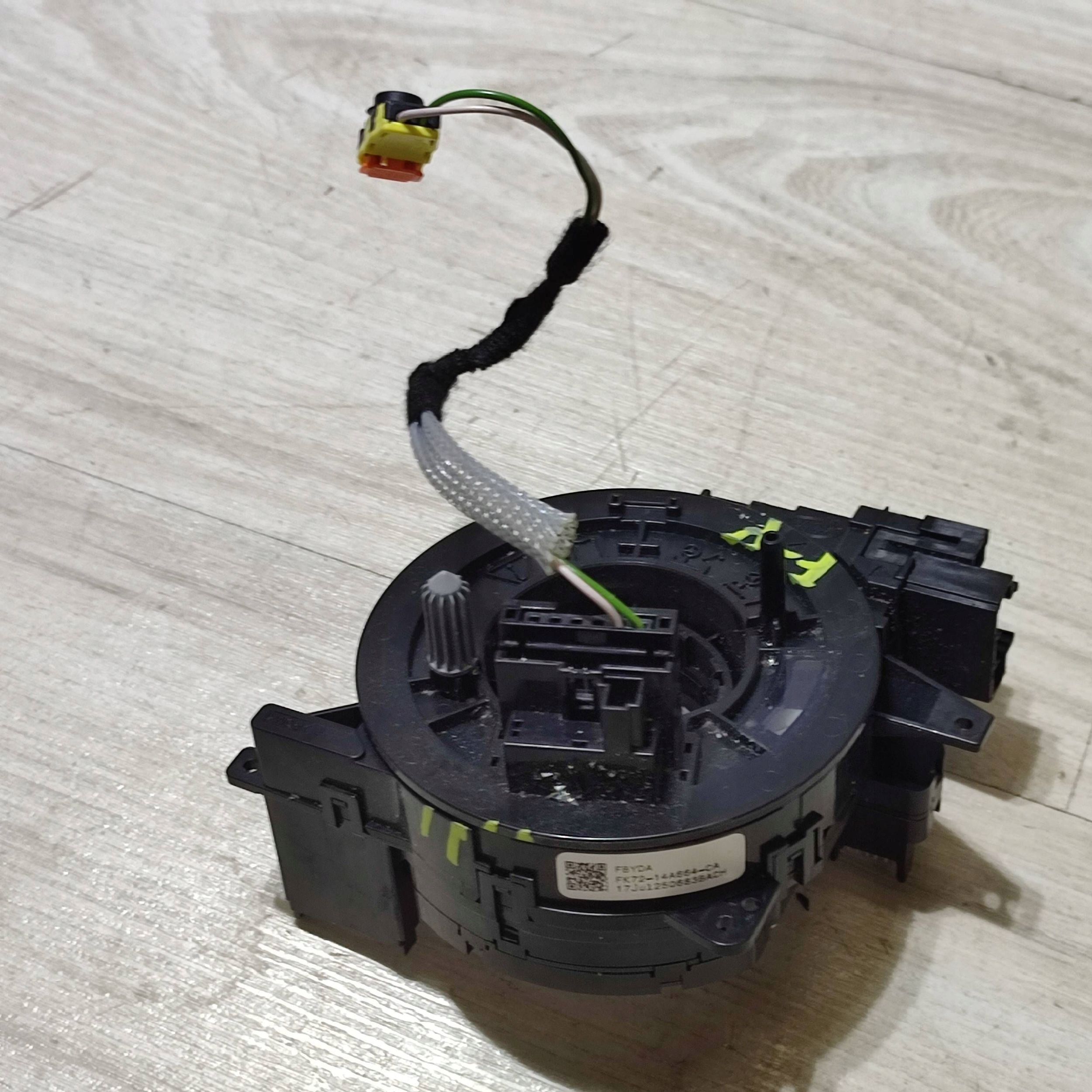 ring airbag Jaguar F-Pace FK7214A664CA
