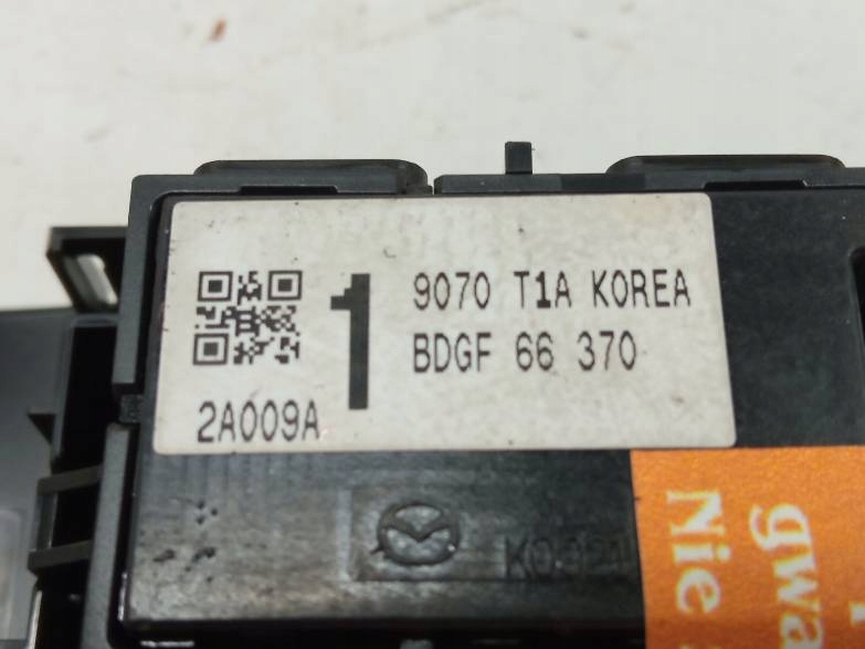 window control switch rear part left right BDGF66370 Mazda 3 IV (2019-)