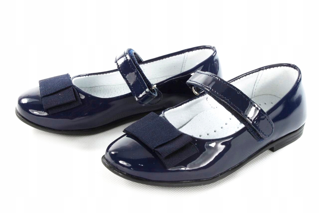 

Kornecki 4246 Dziewczęce Baleriny Eleganckie R.29
