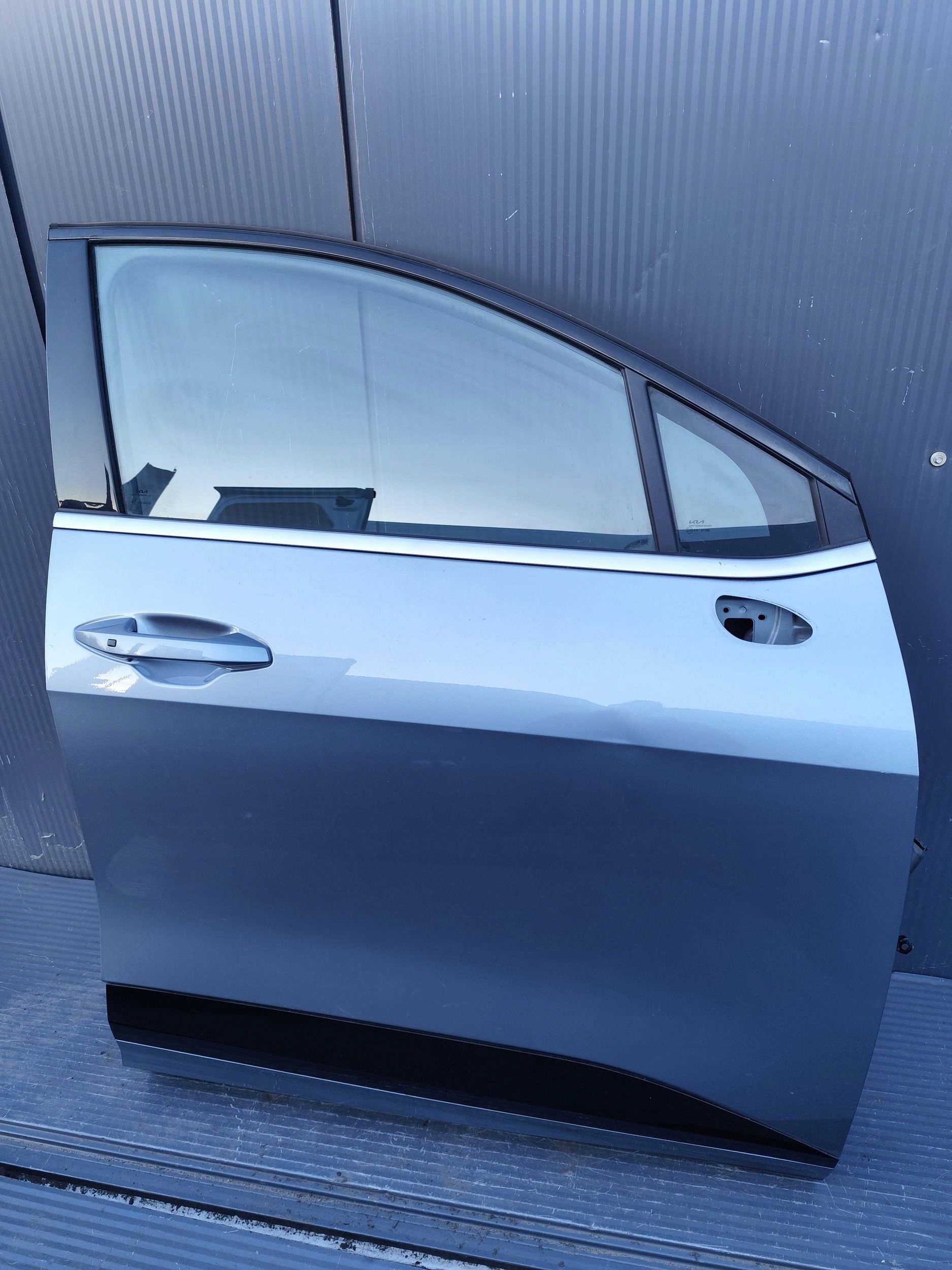 KIA SPORTAGE V door front right complete