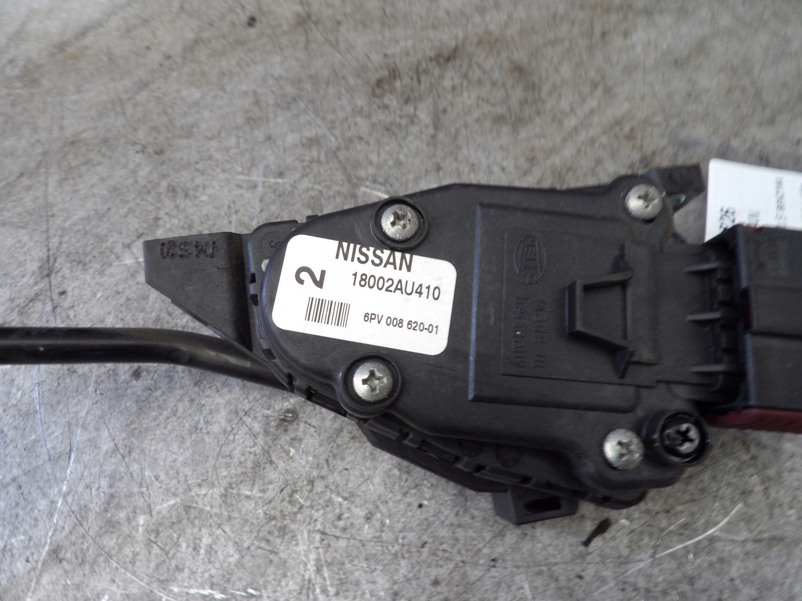 Nissan Almera N16 1,5 accelerator pedal