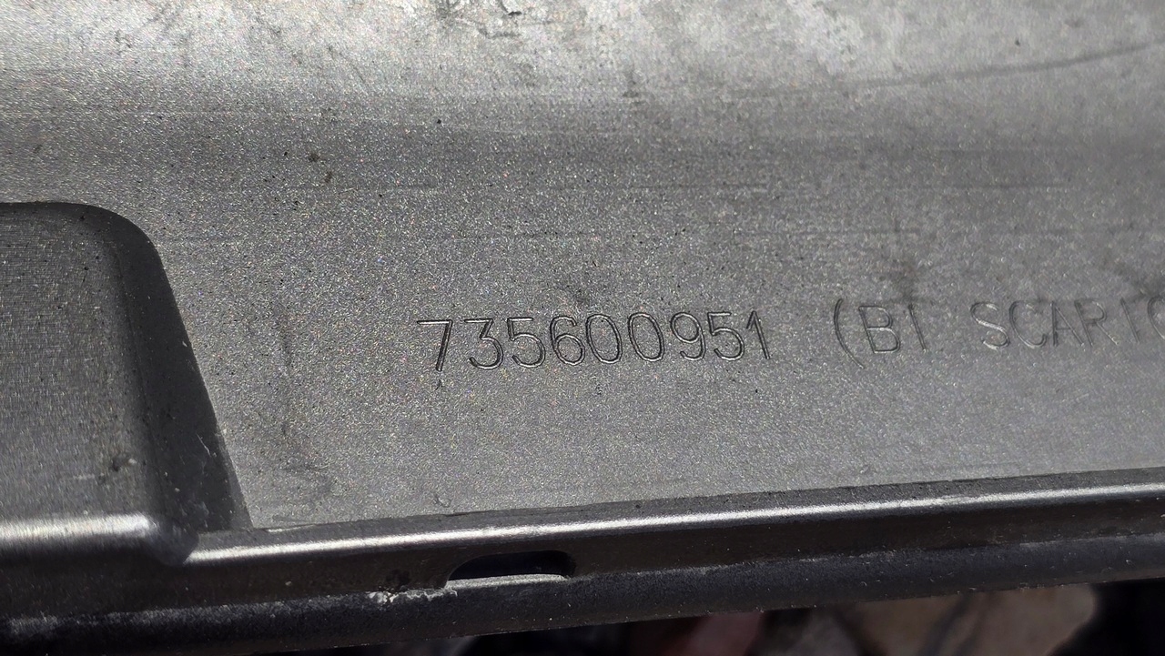 бампер задний 6 X датчик парковки шланги RENEGADE РЕСТАЙЛИНГ 735585023 735600951 QQ
