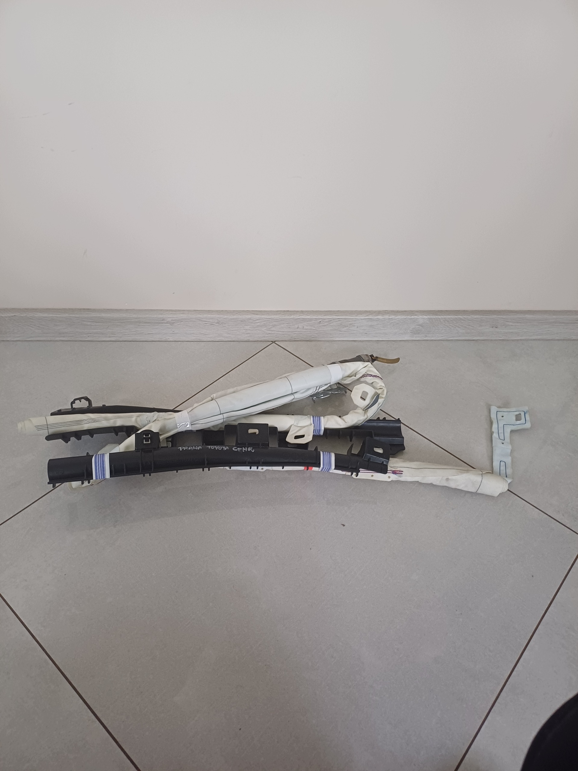 dachvorhang airbag rechts TOYOTA C- HR