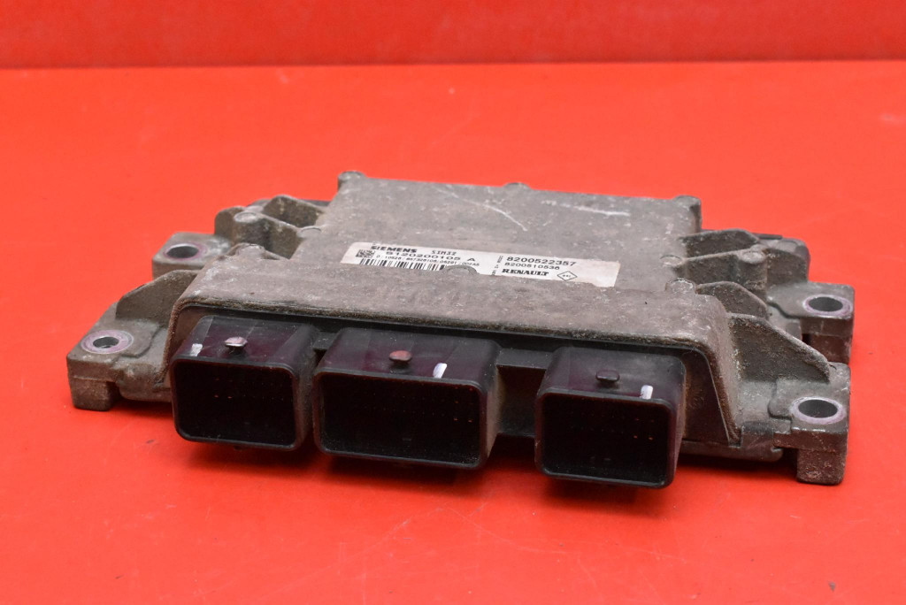 control unit computer of the engine 8200522357 RENAULT CLIO 3 III 1.2 16V 75 KM 05