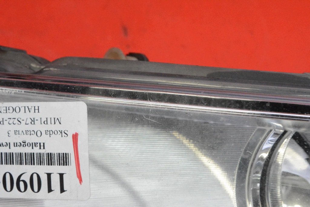 fog light left front front 5E0941699D SKODA OCTAVIA 3 III 13-17