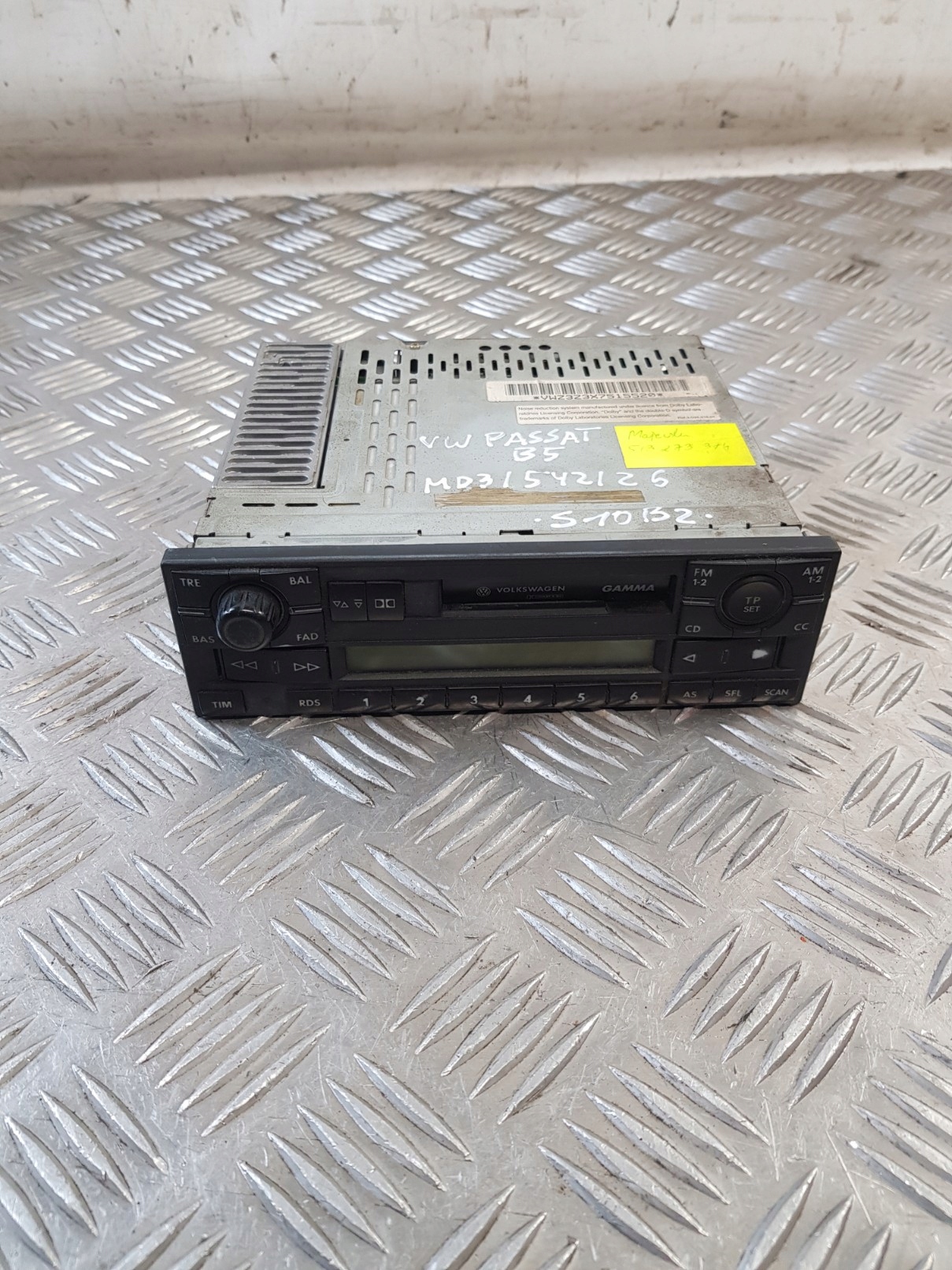 RADIO 1J0035186D VW PASSAT B5 99R