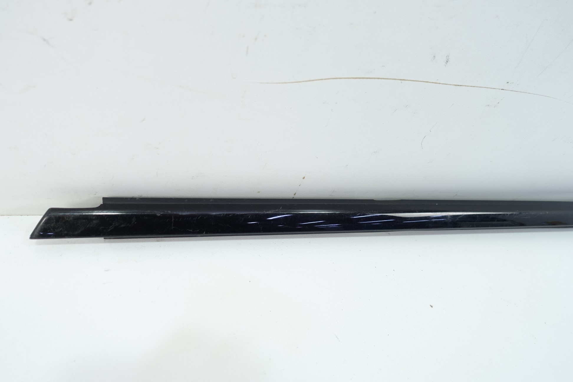 moulding dust VW TOUAREG 7P0 7P0837477F