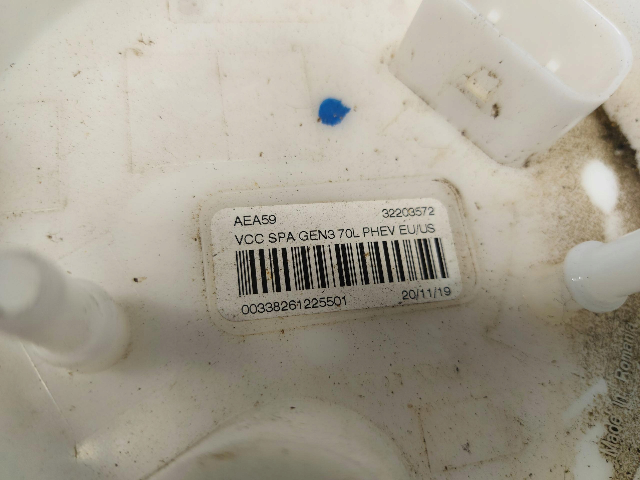 VOLVO XC60 II T8 feed pump 32203572