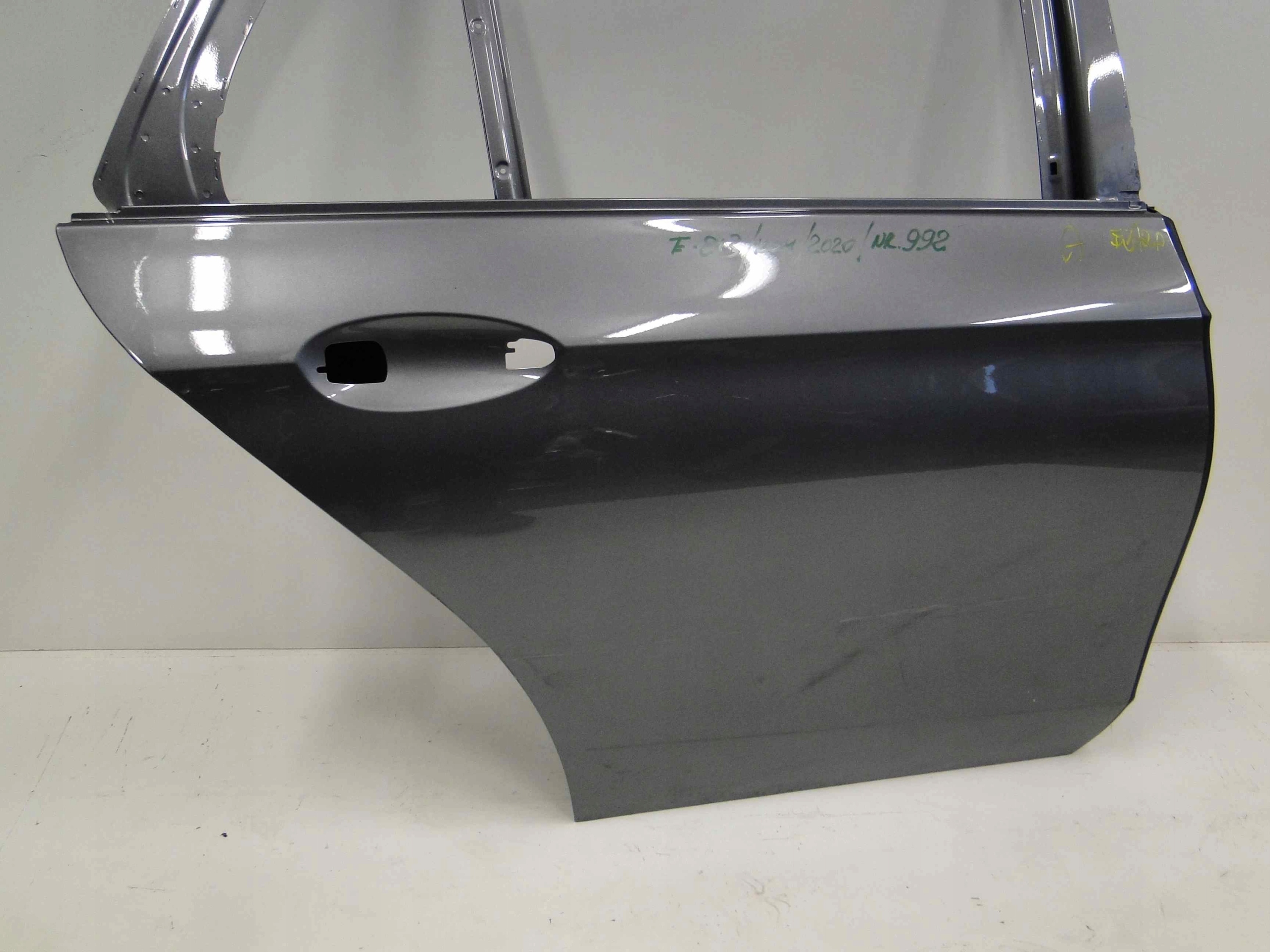 MERCEDES E KLASA W213 213 KOMBI DRZWI PRAWE TYLNE Producent części Mercedes-Benz OE