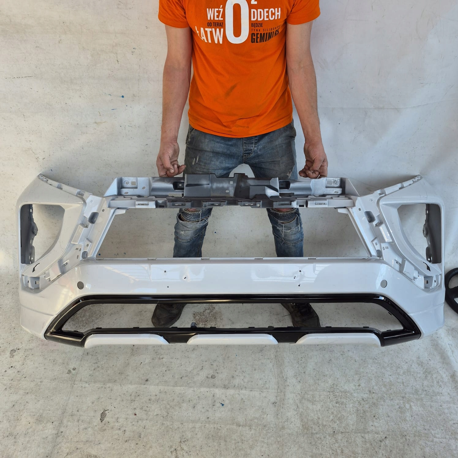 MITSUBISHI ECLIPSE CROSS LIFT 20-> bumper front front washer PDC