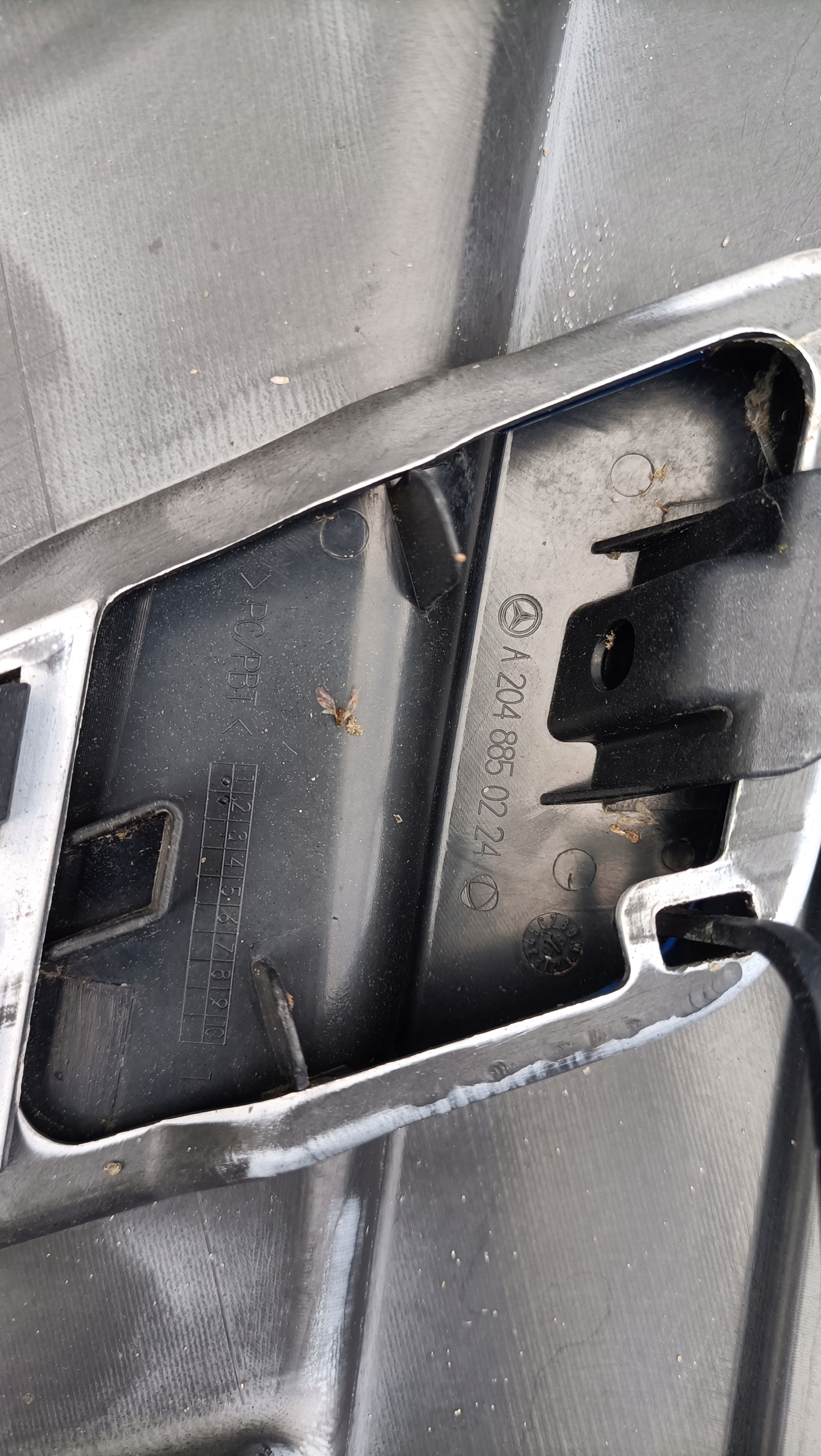 MERCEDES GLK X204 bumper front below PDC without washers A2048851425 NB190
