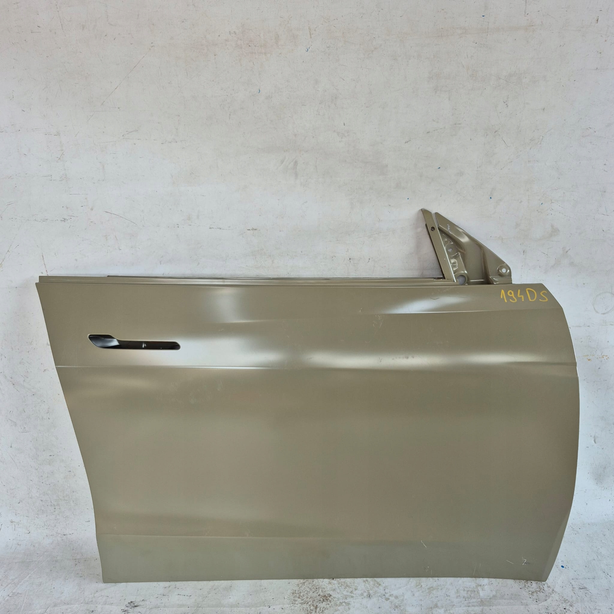 TESLA MODEL Y 20-> door front front right