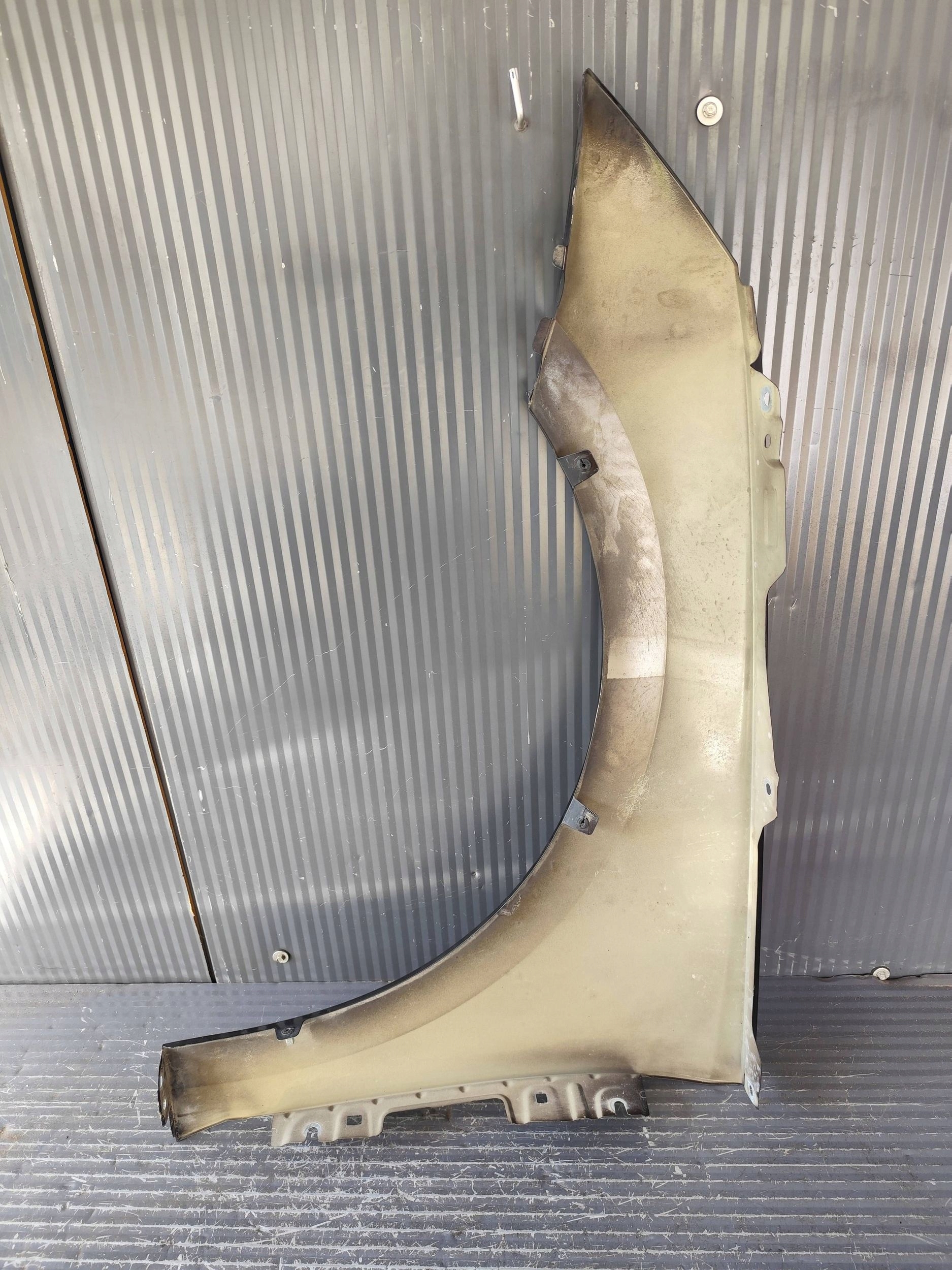 SKODA OCTAVIA IV fender front right DEMONTAZ