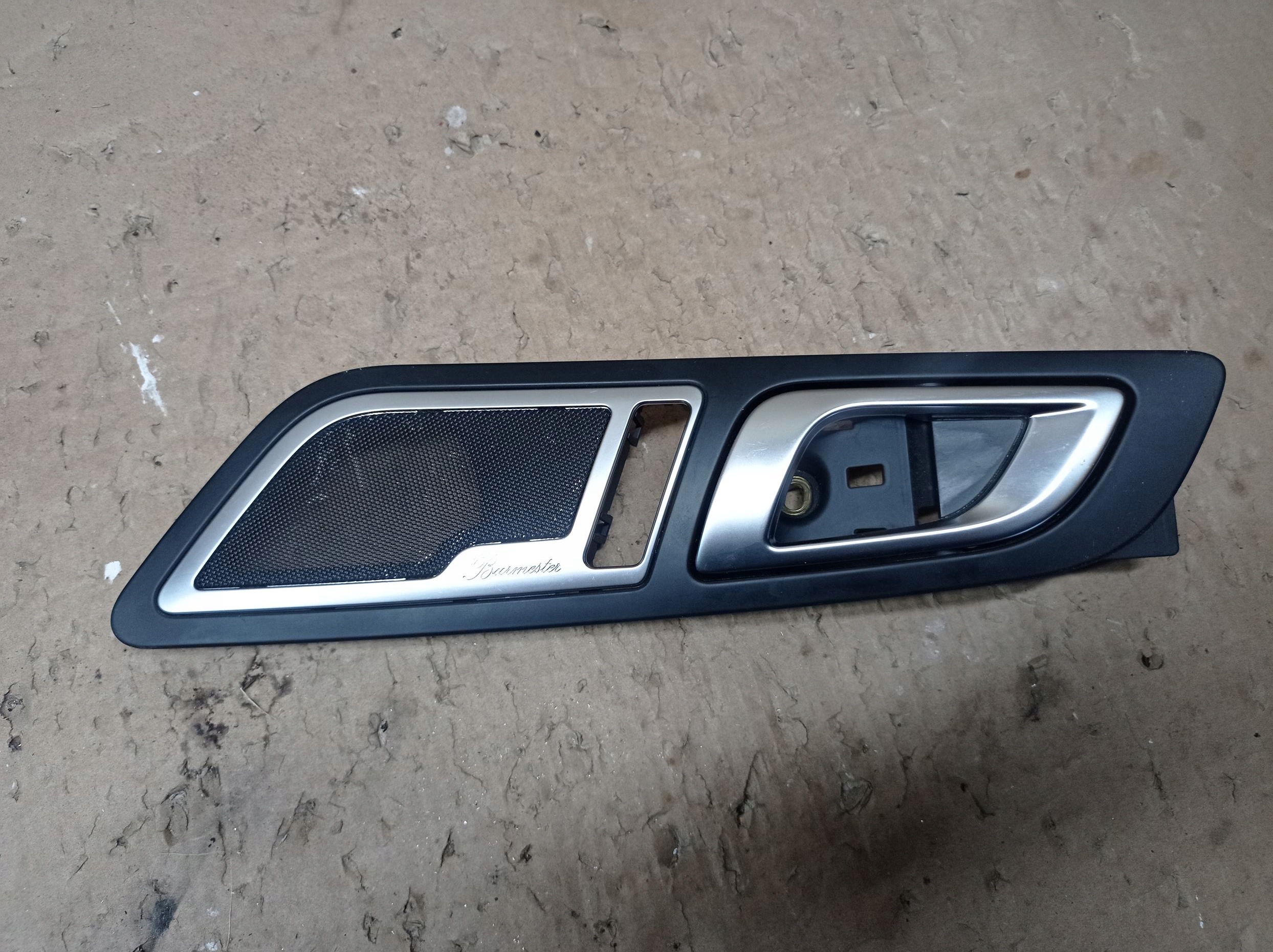 A1977600361 - Ручка накладка правая MERCEDES W197 SLS AMG