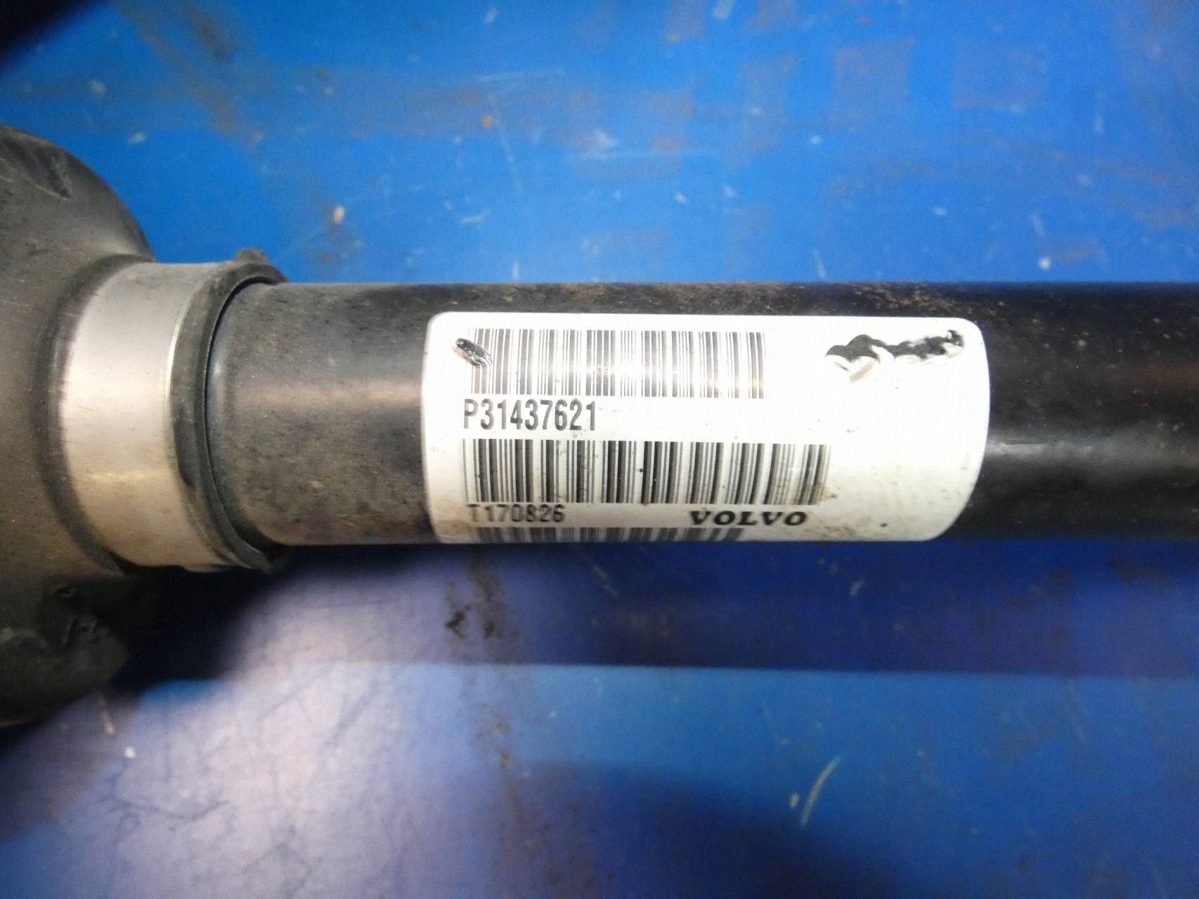 VOLVO XC60 II 17- swing of the pivot semi-axis right right front front