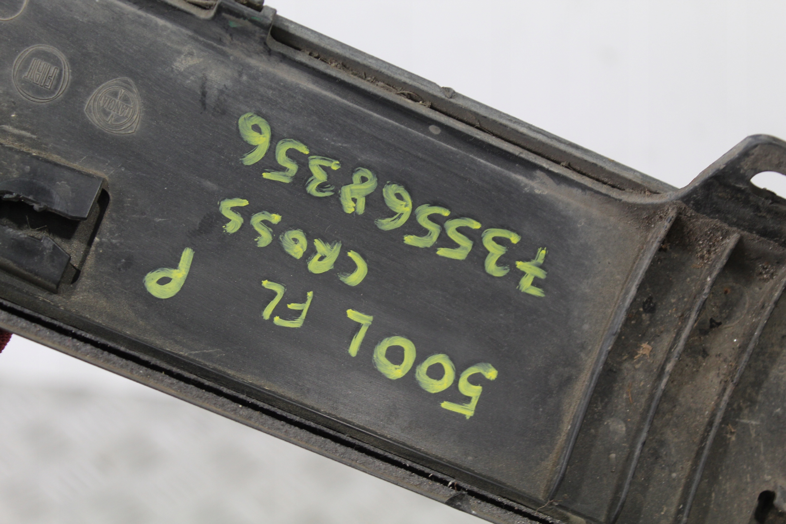 cap threshold threshold right FIAT 500L CROSS