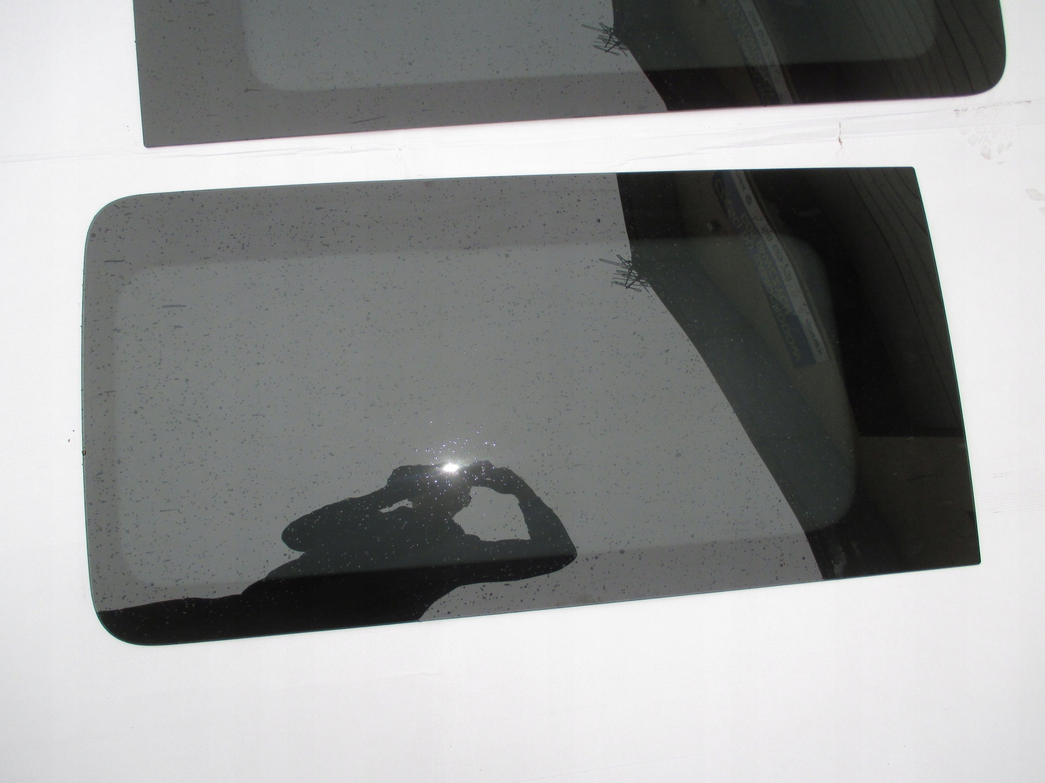 Скло ліве бокове Peugeot Expert Jumpy Proace 16-