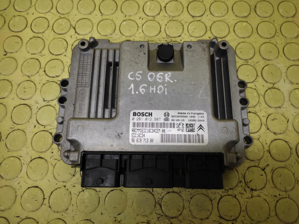 CITROEN C5 II 1.6 HDI control unit of the engine 0281012987