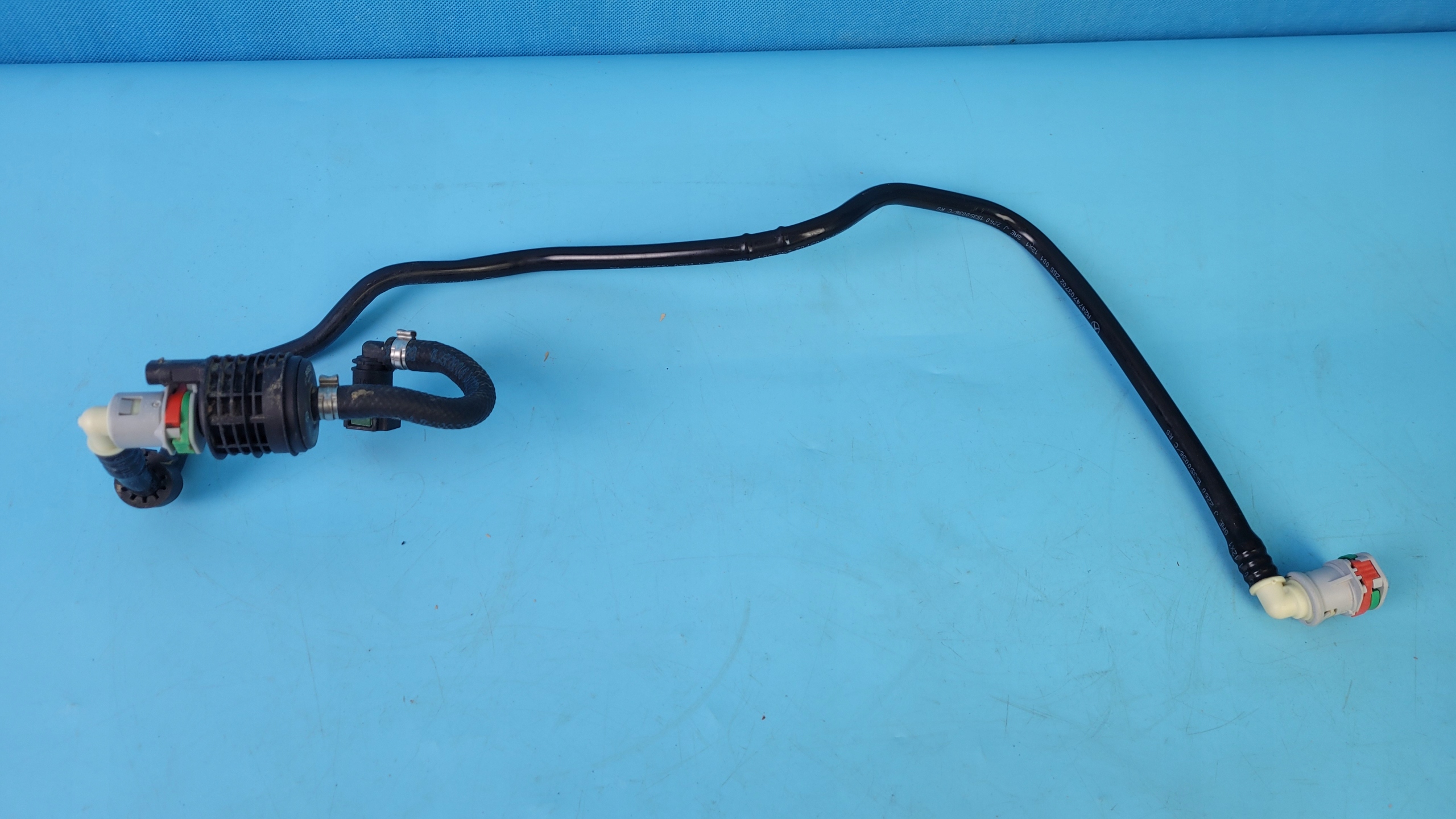 A2474703702 A2474701402 - W177 A220 19R вакуумный клапан A0004703800