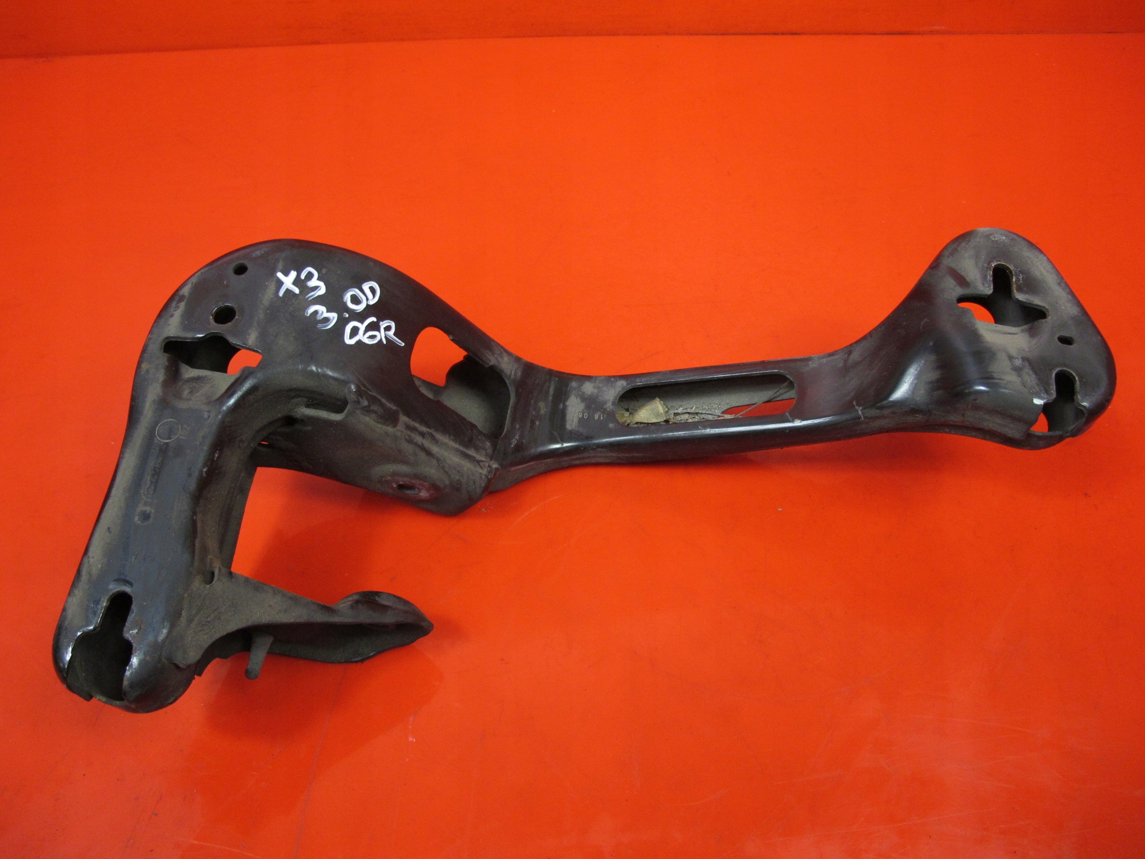 BMW X3 E83 3.0 D 03- SUPPORTO SUPPORTO CAMBIO INGRANAGGI
