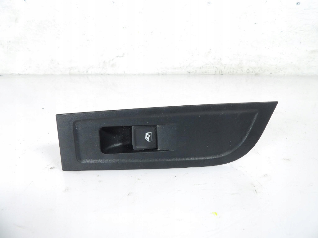 SKODA SCALA window control switch left rear part 654867171