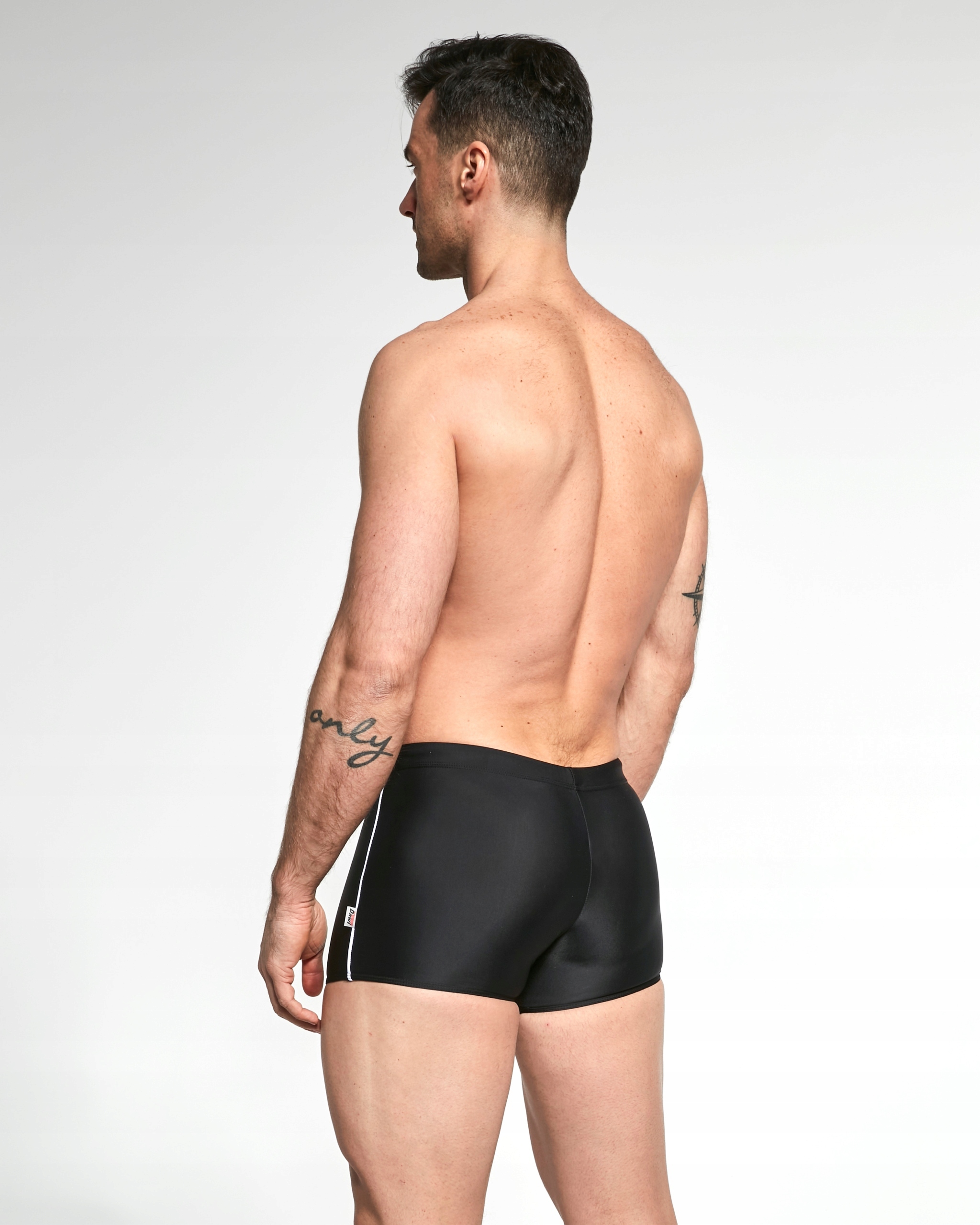 KĄPIELÓWKI SPODENKI KĄPIELOWE BOKSERKI MĘSKIE 5XL Kolor czarny