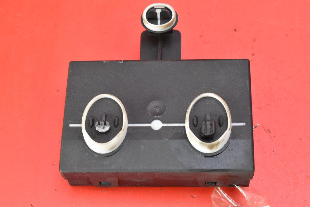 control unit module door right front 7N0959792J SKODA YETI 1 and LIFT 13-18