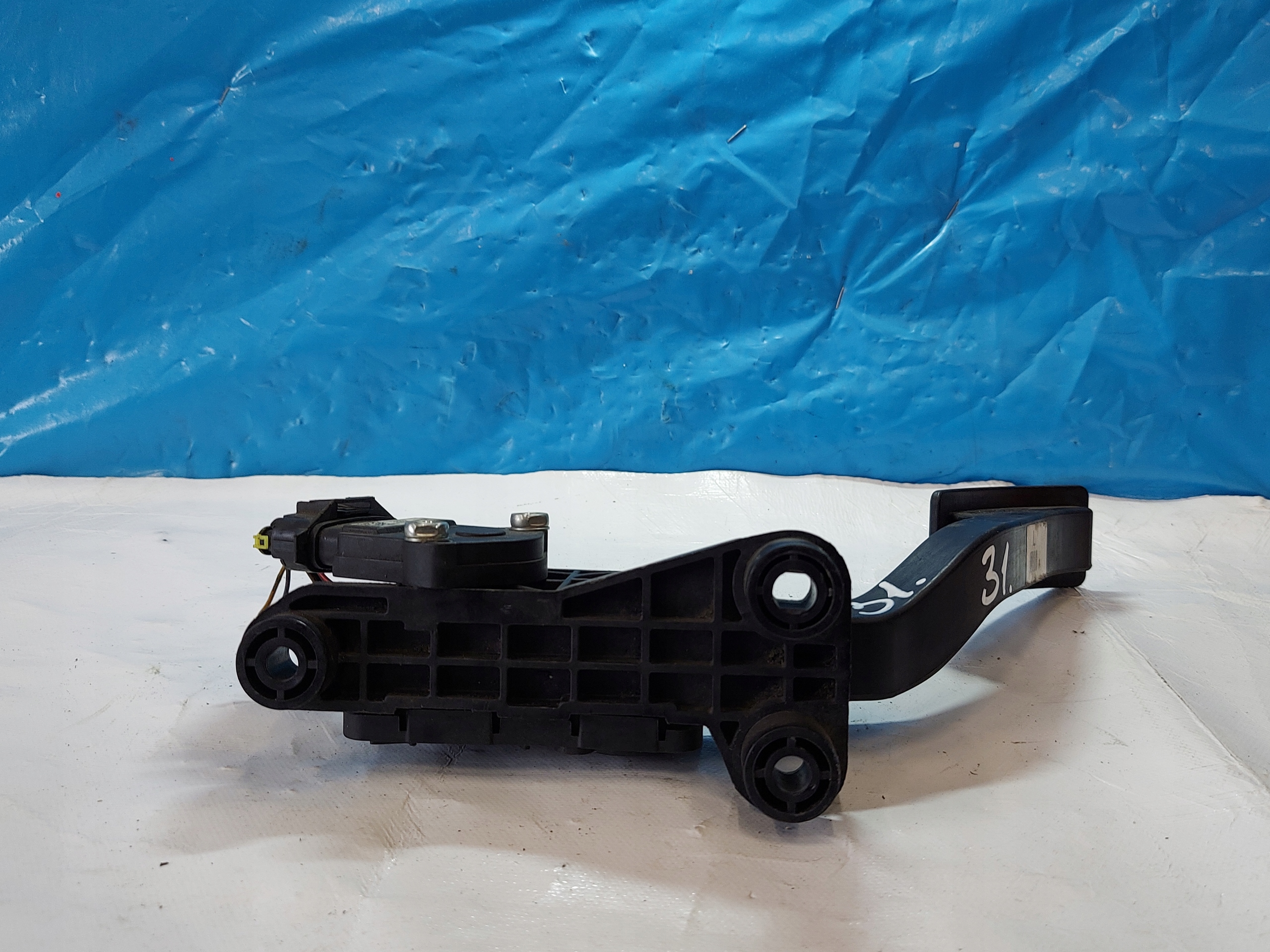 Gaspedal KIA CARENS IV 351904A700